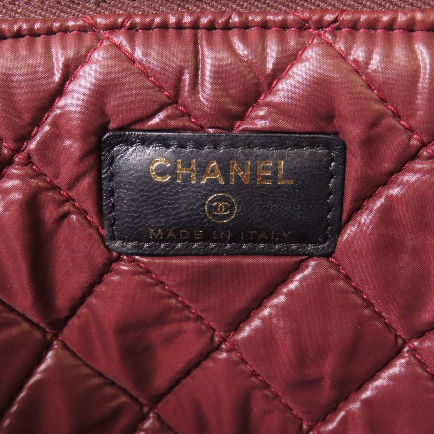 Chanel Black Cowhide Leather Pouch Business Bag Clutch Bag Calfskin (cowhide)