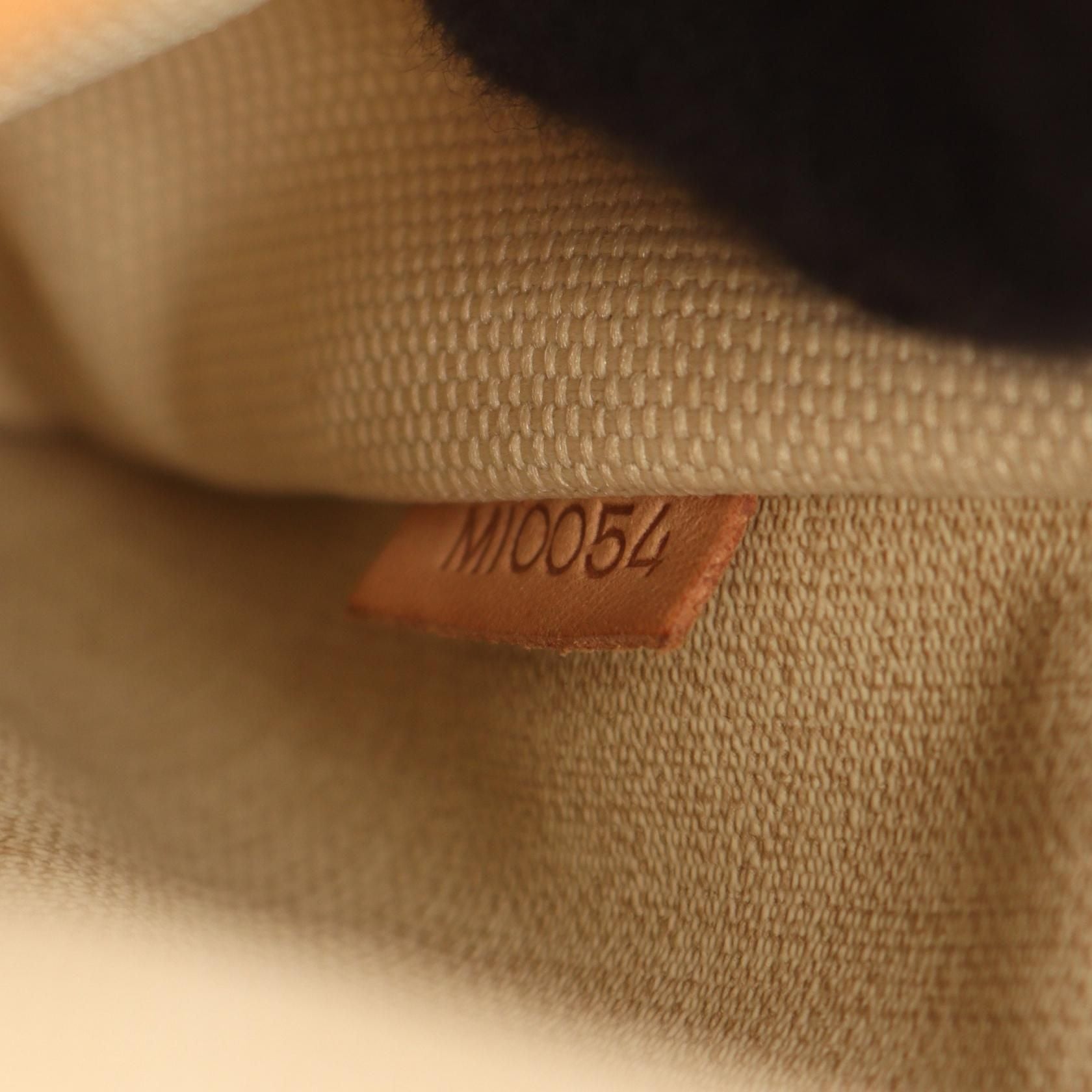 Louis Vuitton Trouville, Monogram