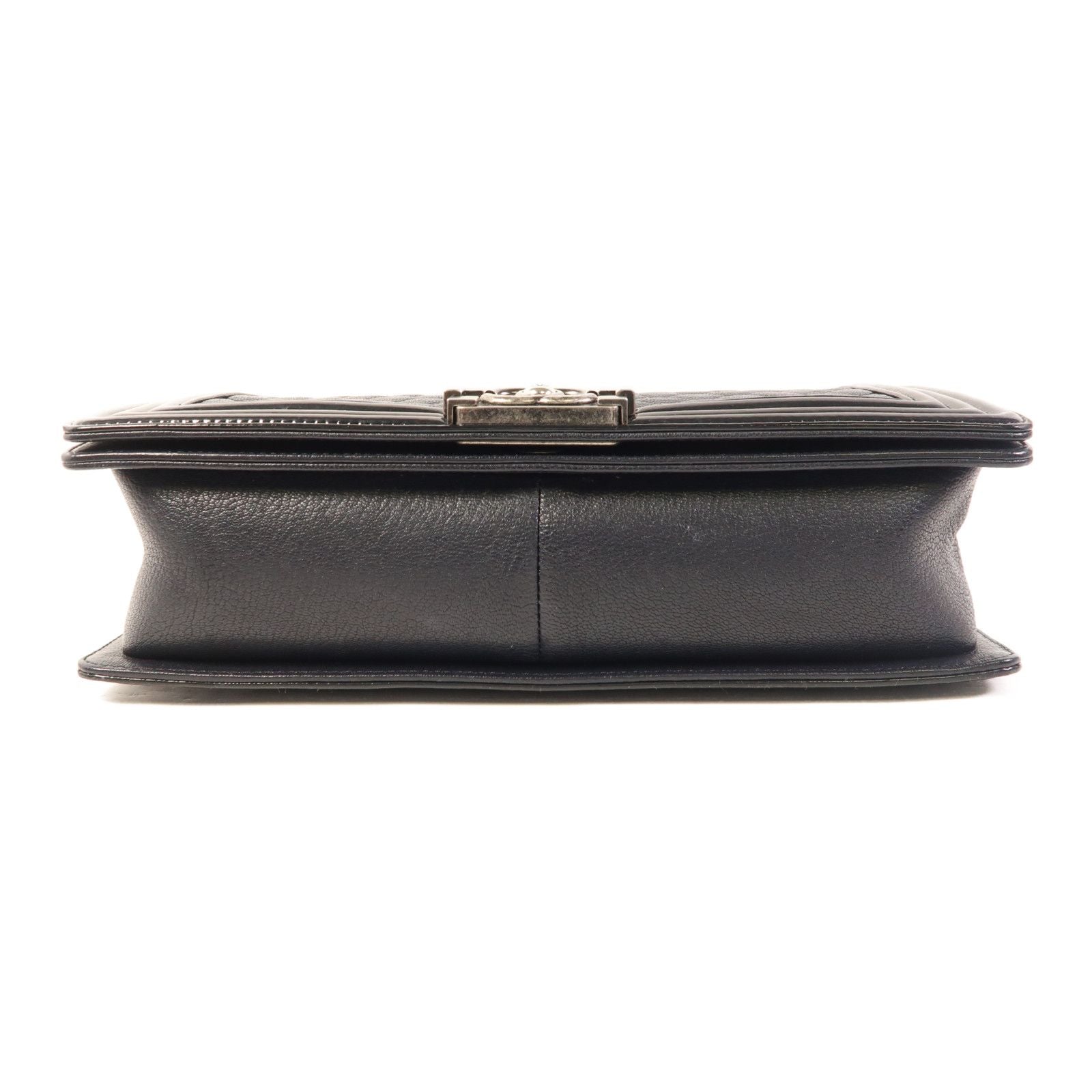 Chanel Black Cowhide Leather Crossbody Back Bag Calfskin (cowhide) Boy 28