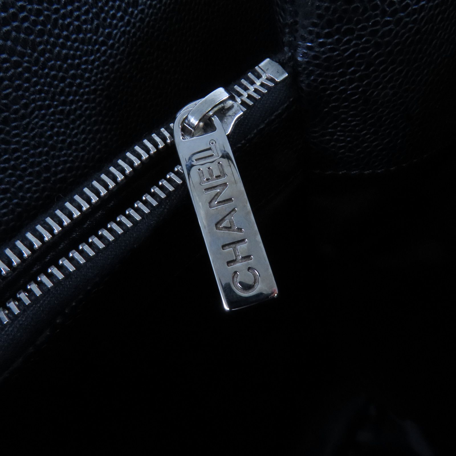 Chanel Black Cowhide Leather Gst Silver Crosshair Shoulder Bag Calfskin (cowhide)