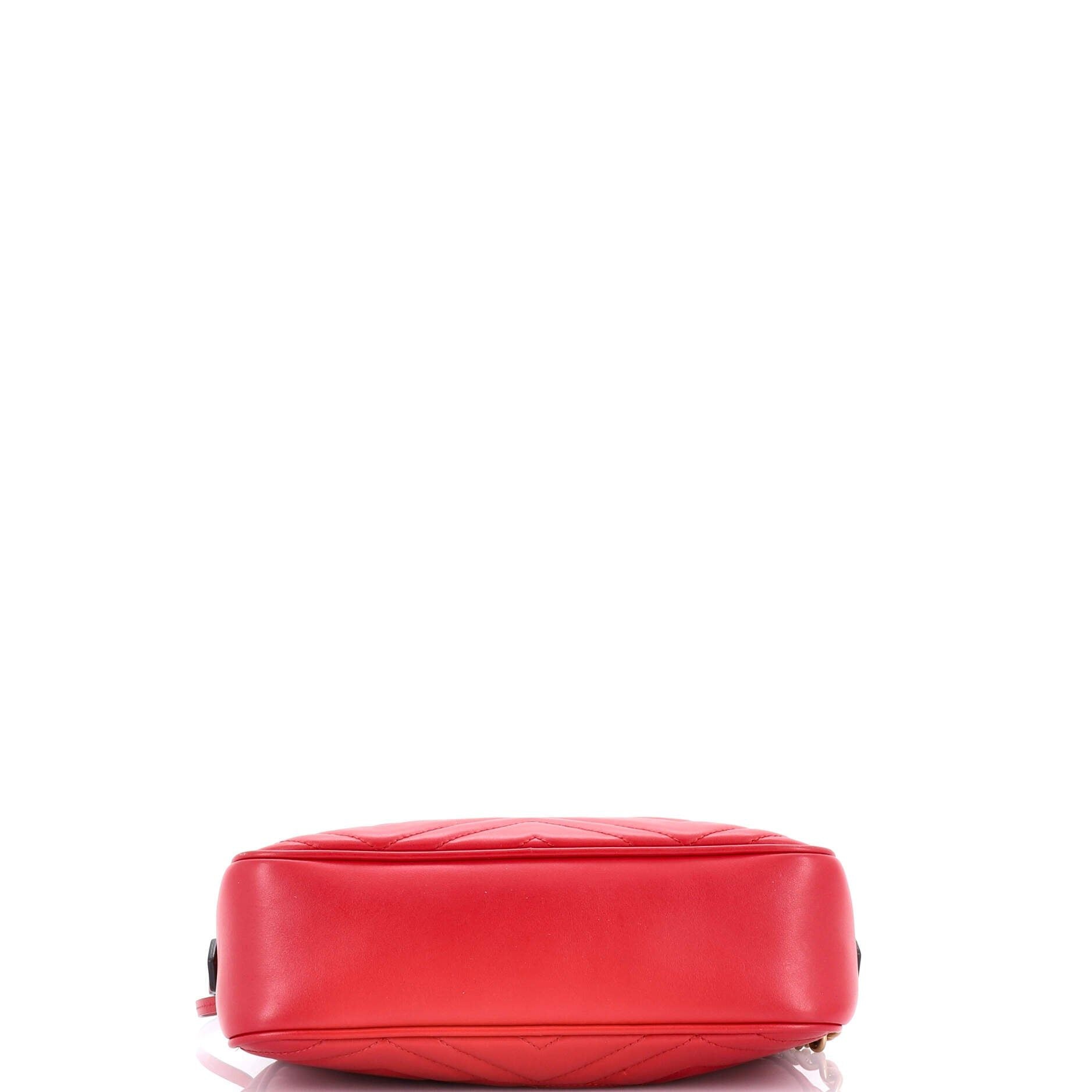 Gg Marmont Shoulder Bag Matelasse Leather Small