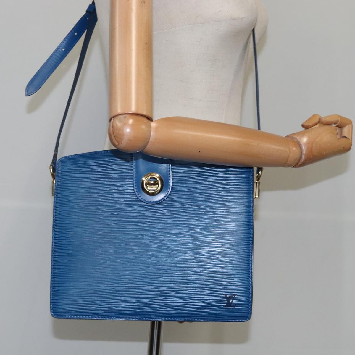 Louis Vuitton Epi Capuchin Shoulder Bag Blue M 52345 Lv Auth