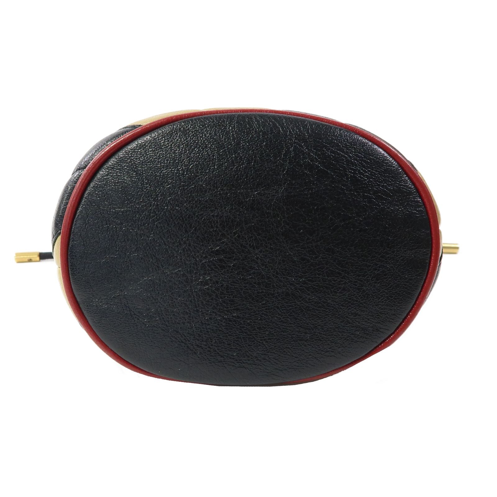 Gucci Cowhide Leather Gg Marmont Gold Crossbody Back Bag Black/black Color Shoulder Ba