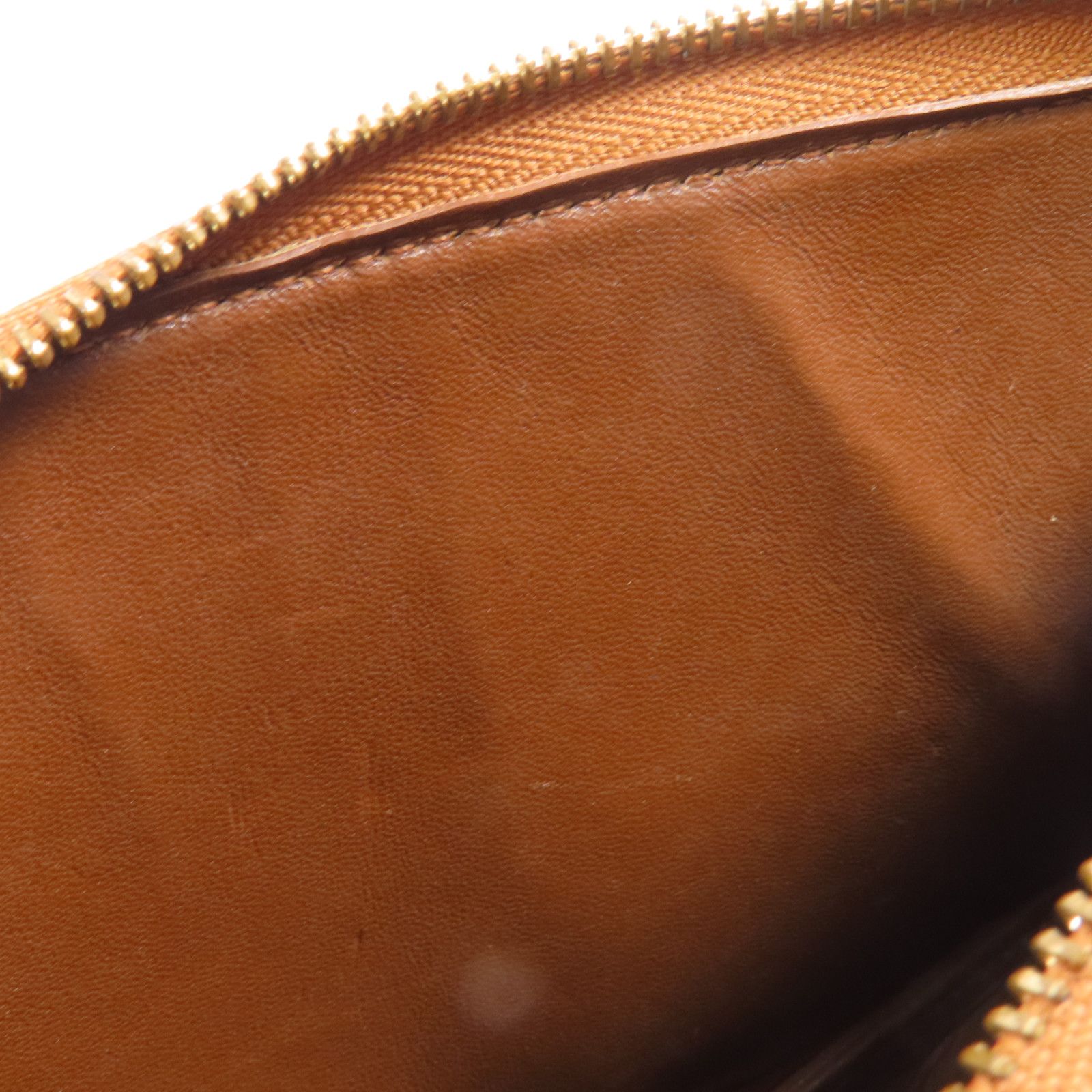 Louis Vuitton Vernis Monogram Venis Lexington Accessory Pouch Gold Handbag M 91010