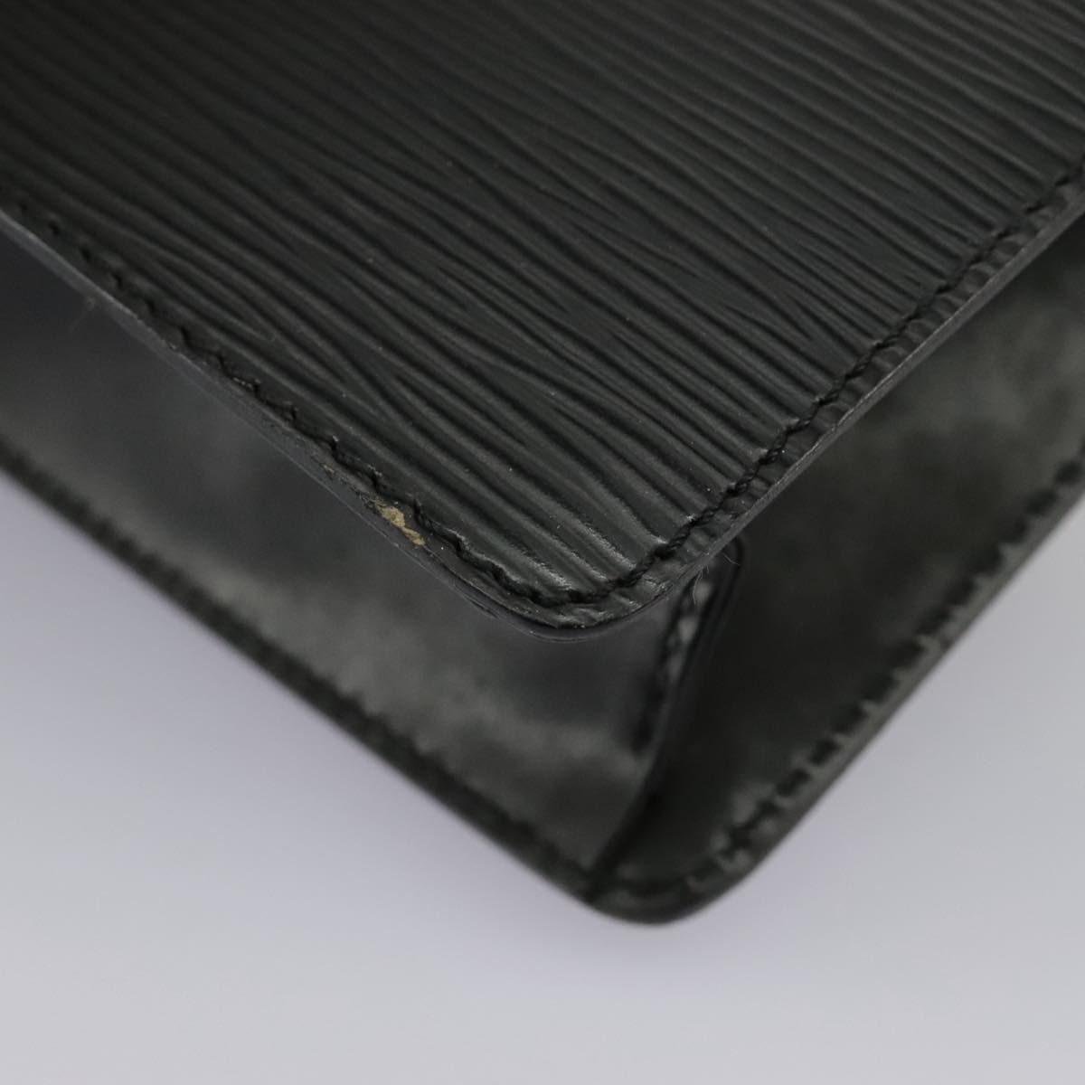 Louis Vuitton Epi Pochette Homme Clutch Bag Black Noir M 52522 Lv Auth