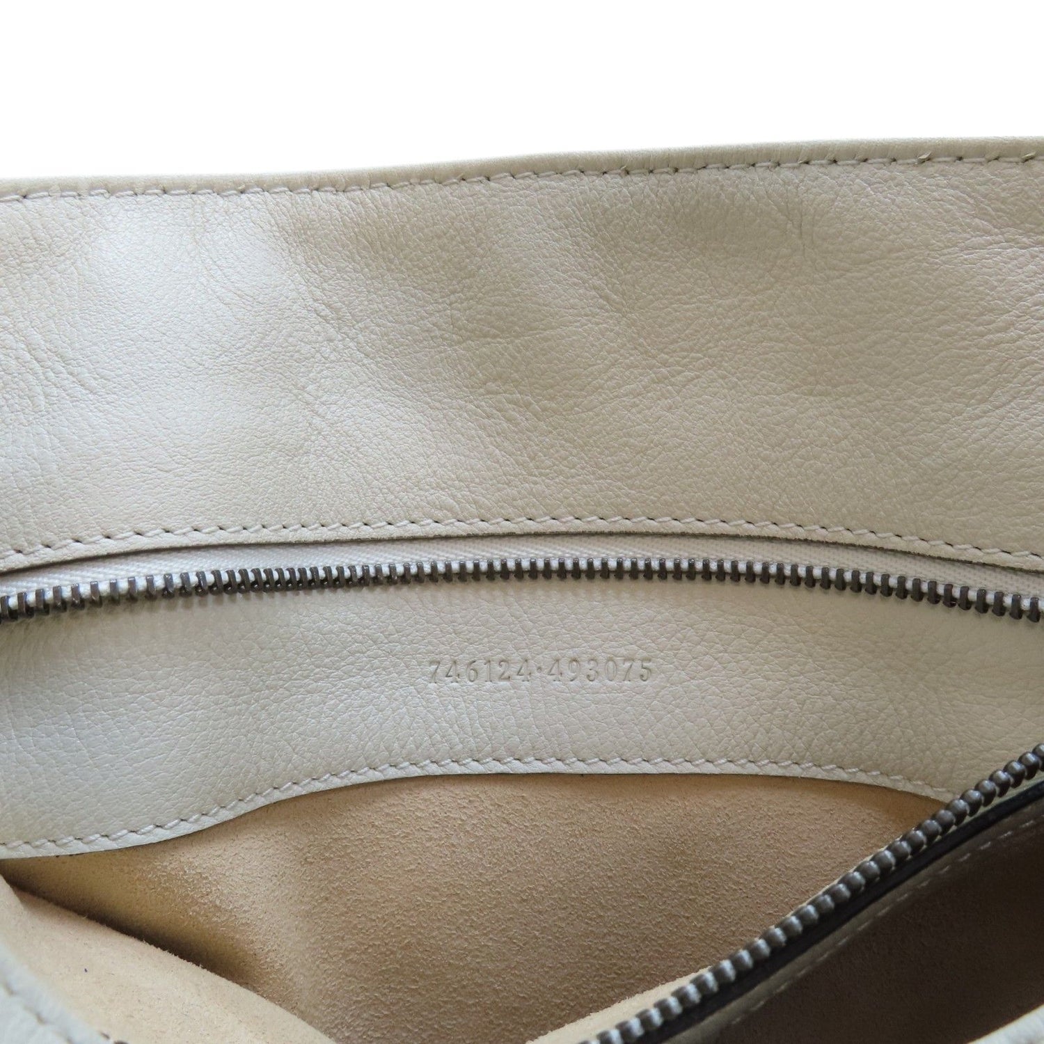Gucci Diana Medium Bamboo Shoulder Handbag White Leather 746124