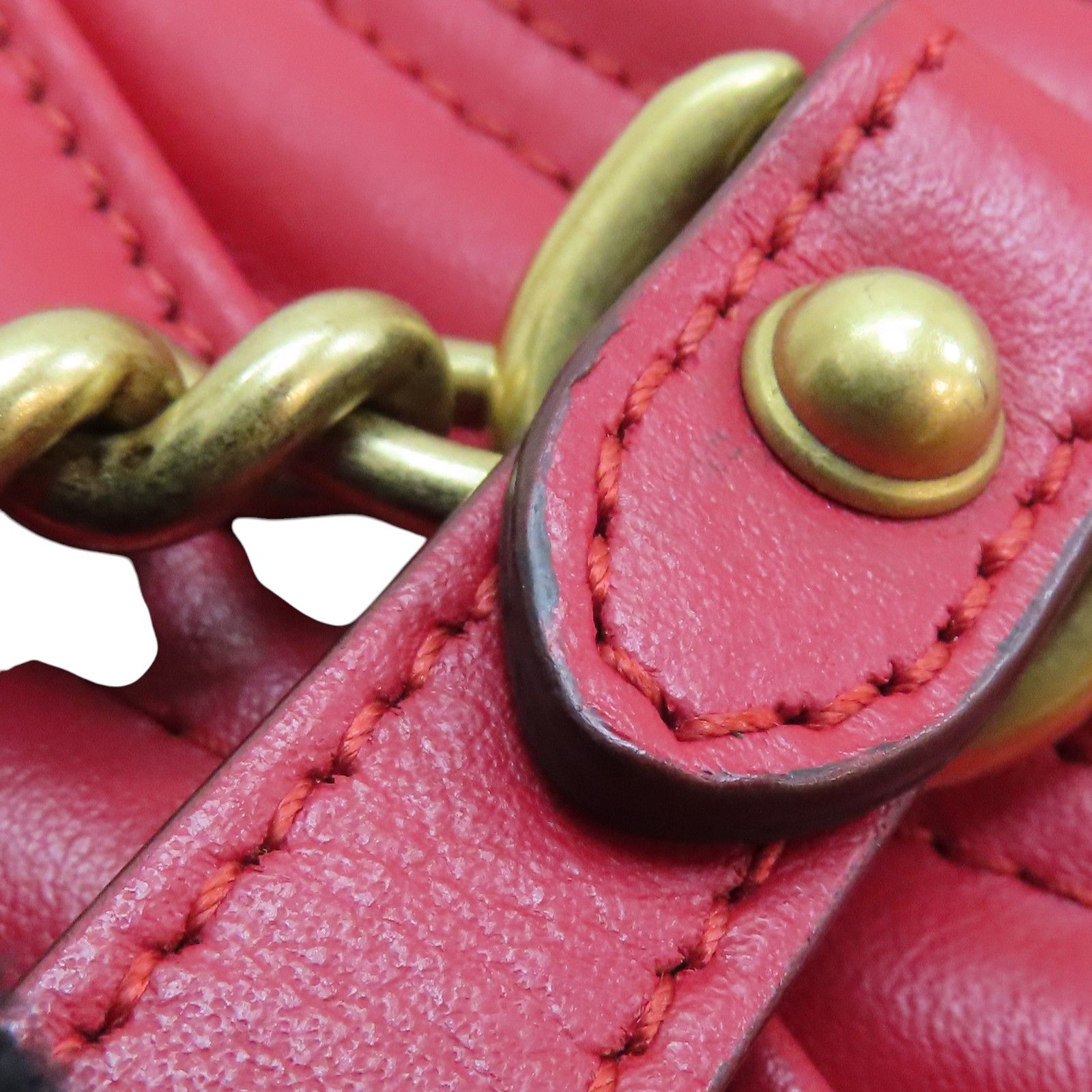 Gucci Small Gg Marmont Shoulder Bag Red Matelasse Chevron Leather 443497