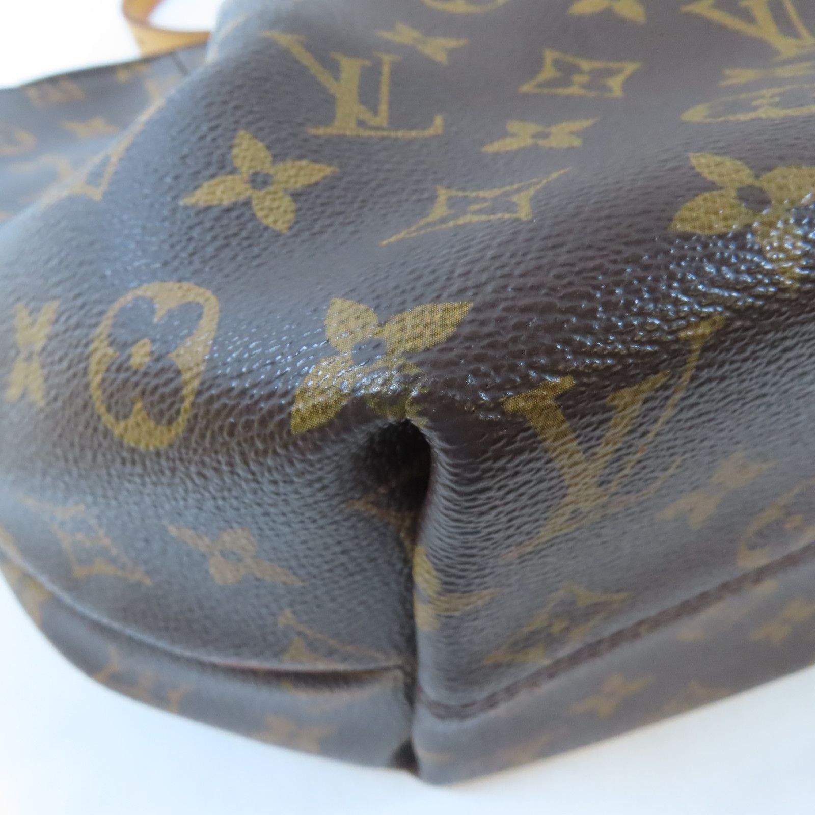 Louis Vuitton Turenne MM, Monogram