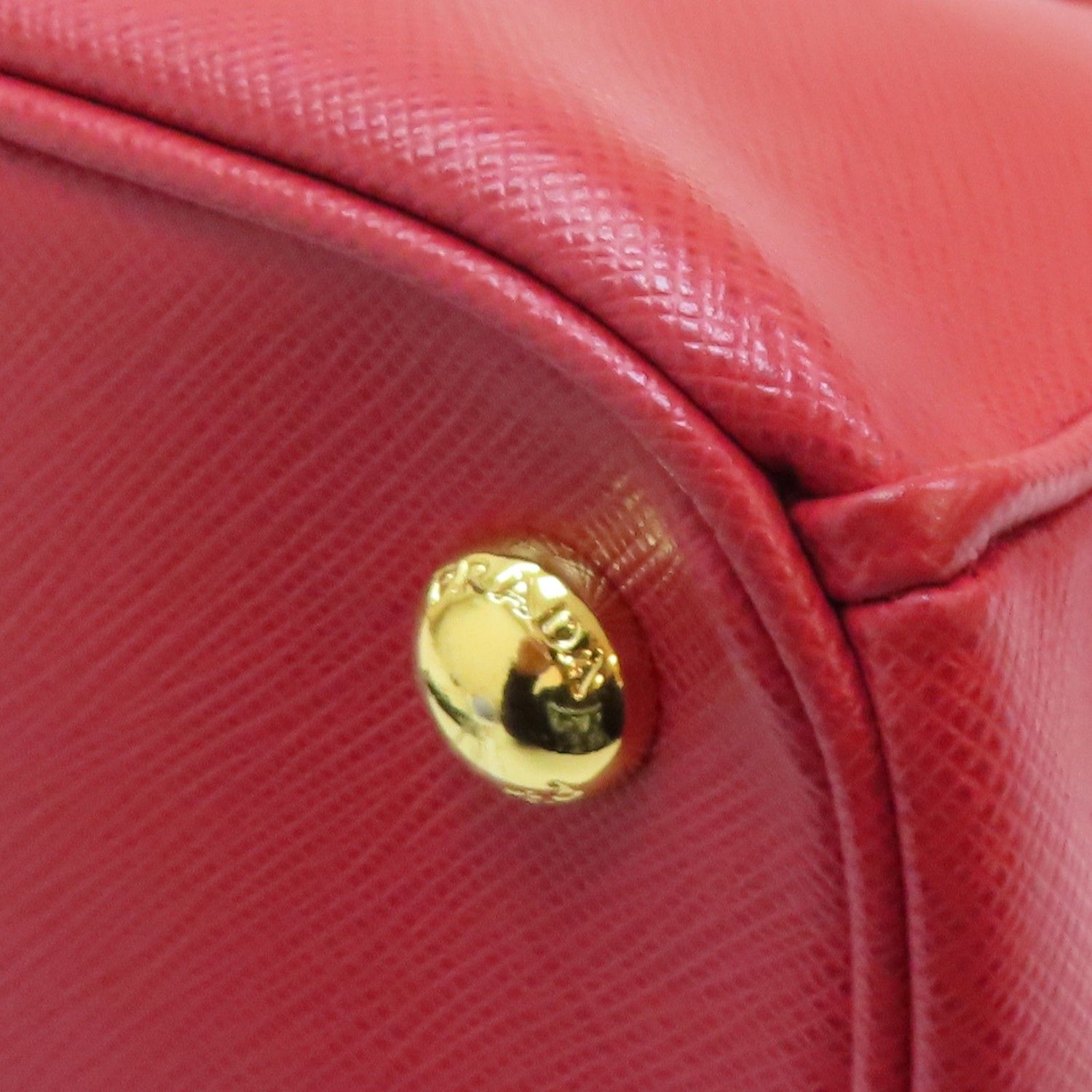 Prada Saffiano Galleria Medium Shoulder Bag Calfskin Red