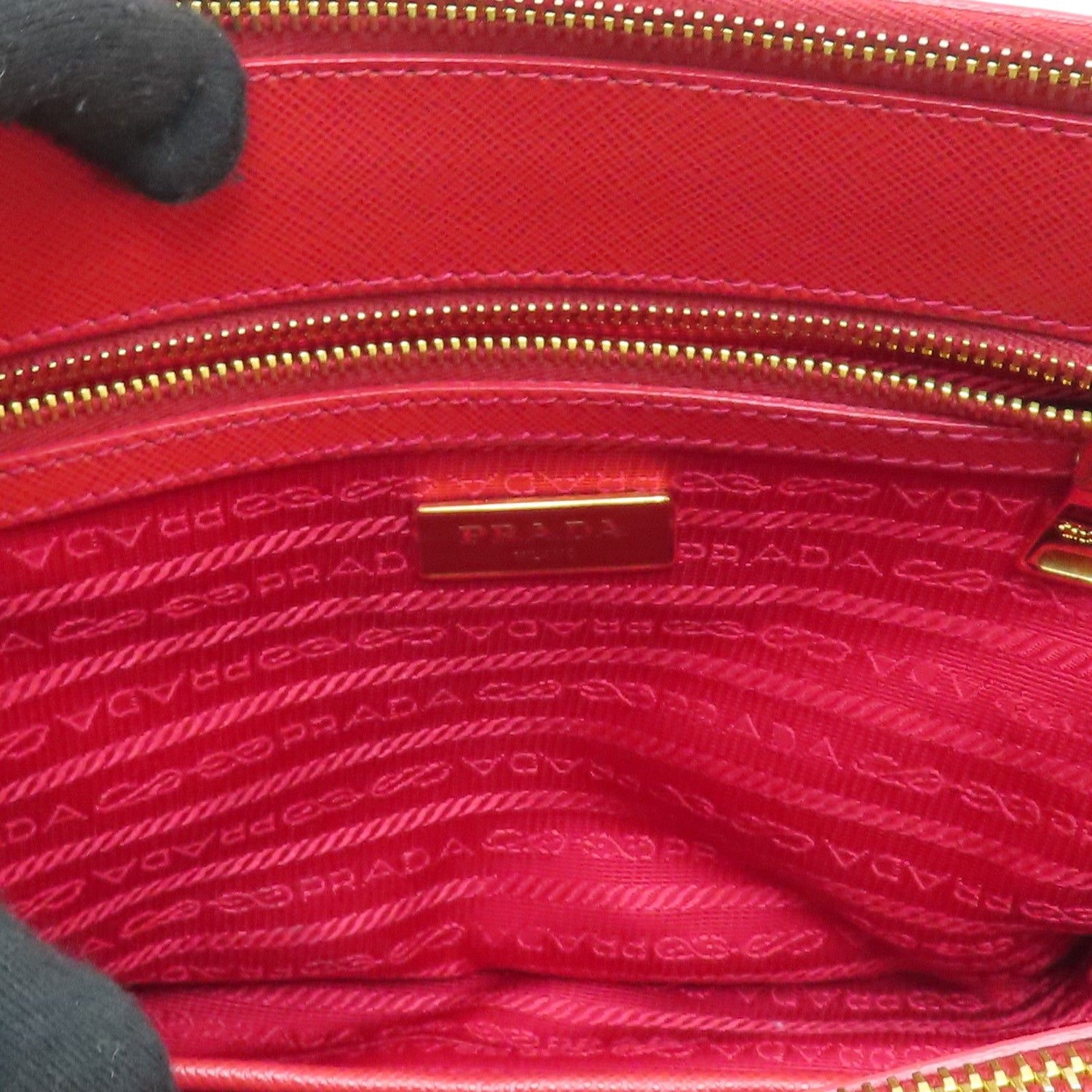 Prada Saffiano Galleria Medium Shoulder Bag Calfskin Red
