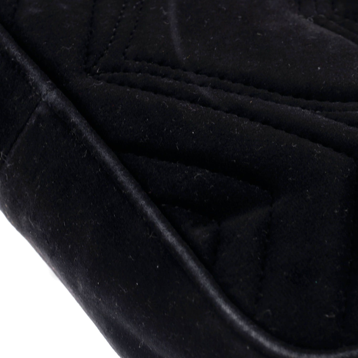 Gucci GG Marmont Flap Bag Matelasse Velvet Small