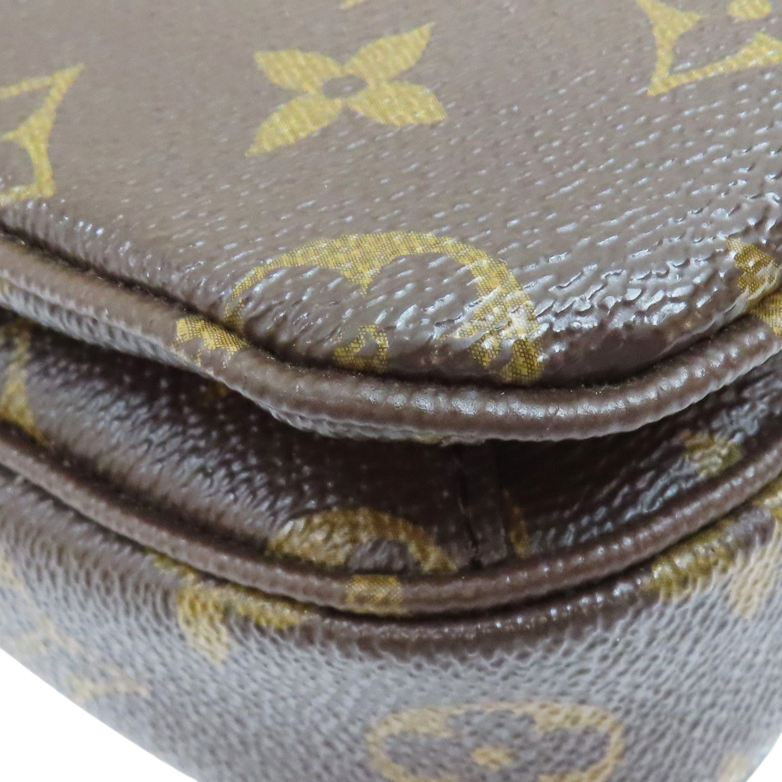 Louis Vuitton Pochette Metis, Monogram