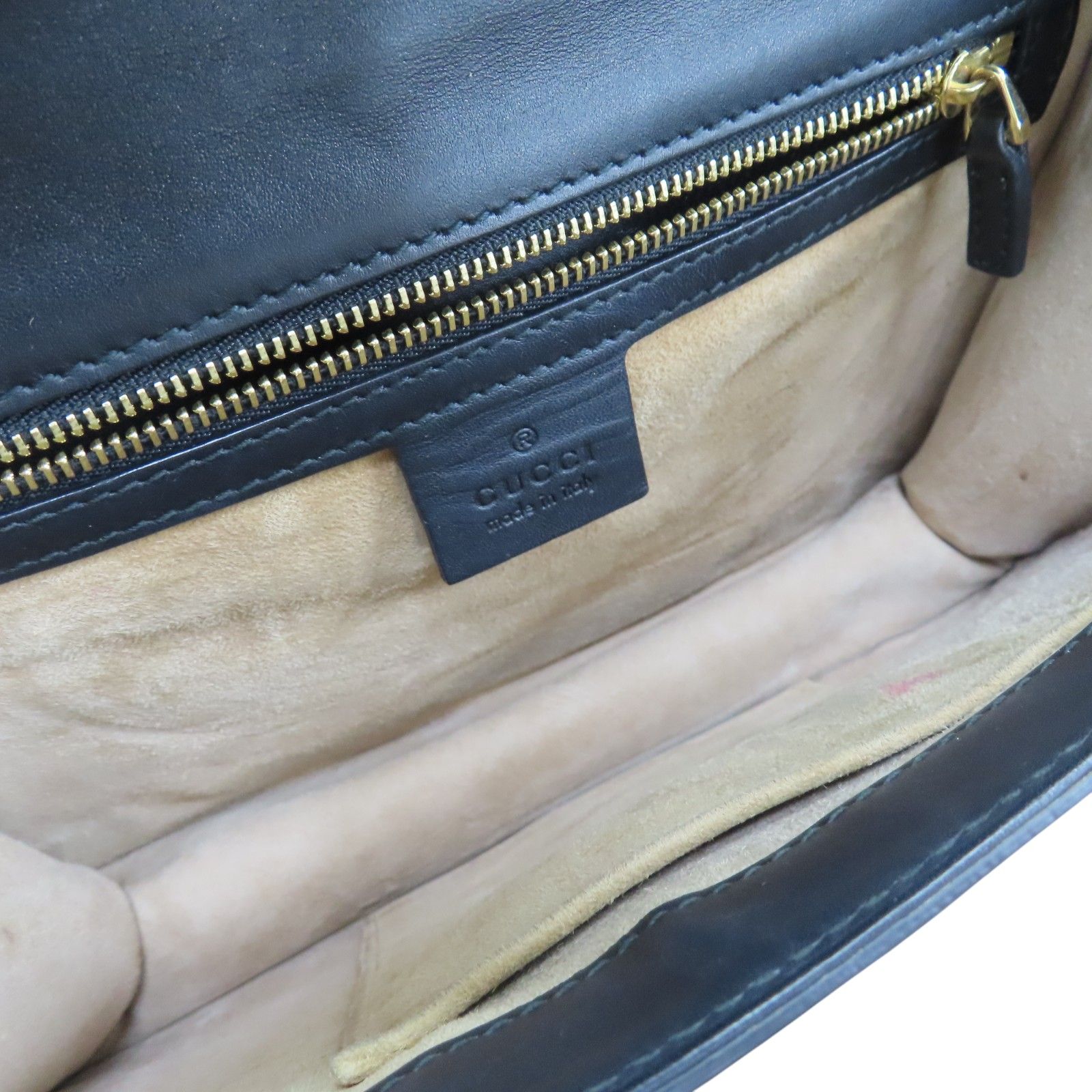 Gucci Sylvie Shoulder Bag Calfskin Black 421882