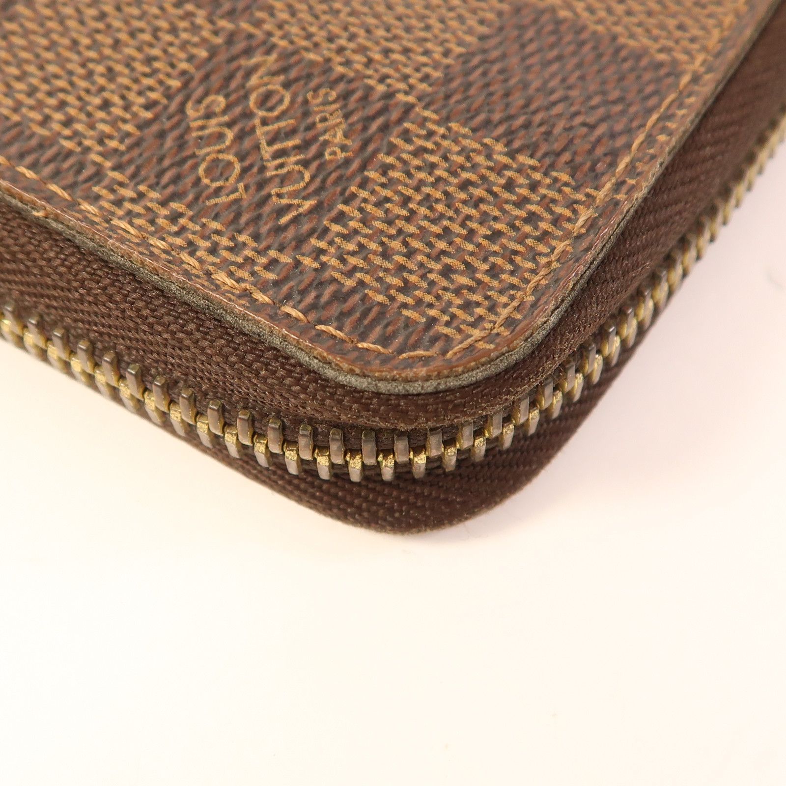 Louis Vuitton Zippy Wallet, Damier Ebene