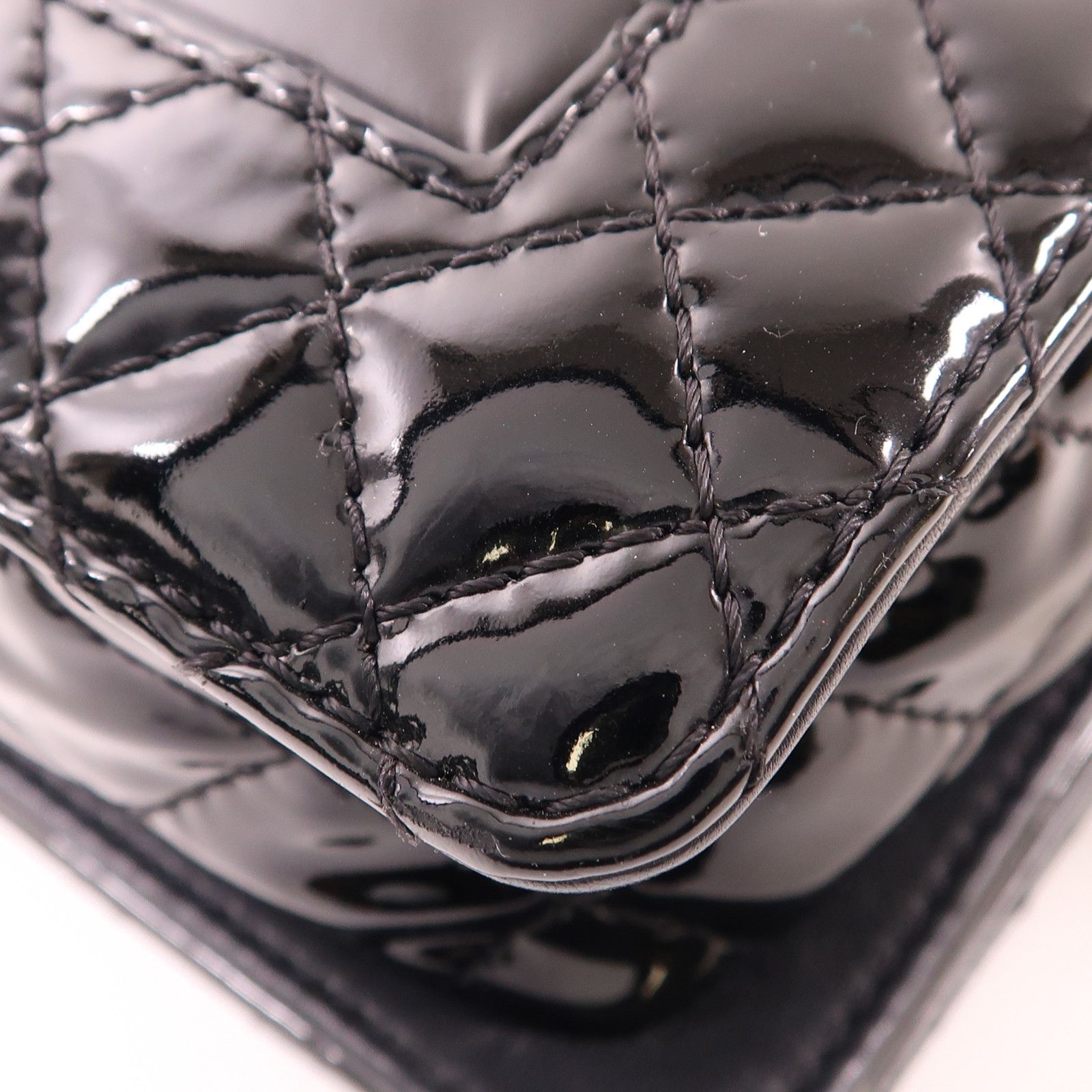 Chanel Black Lacquered Boy 11 Crossbody Bag Patent Leather