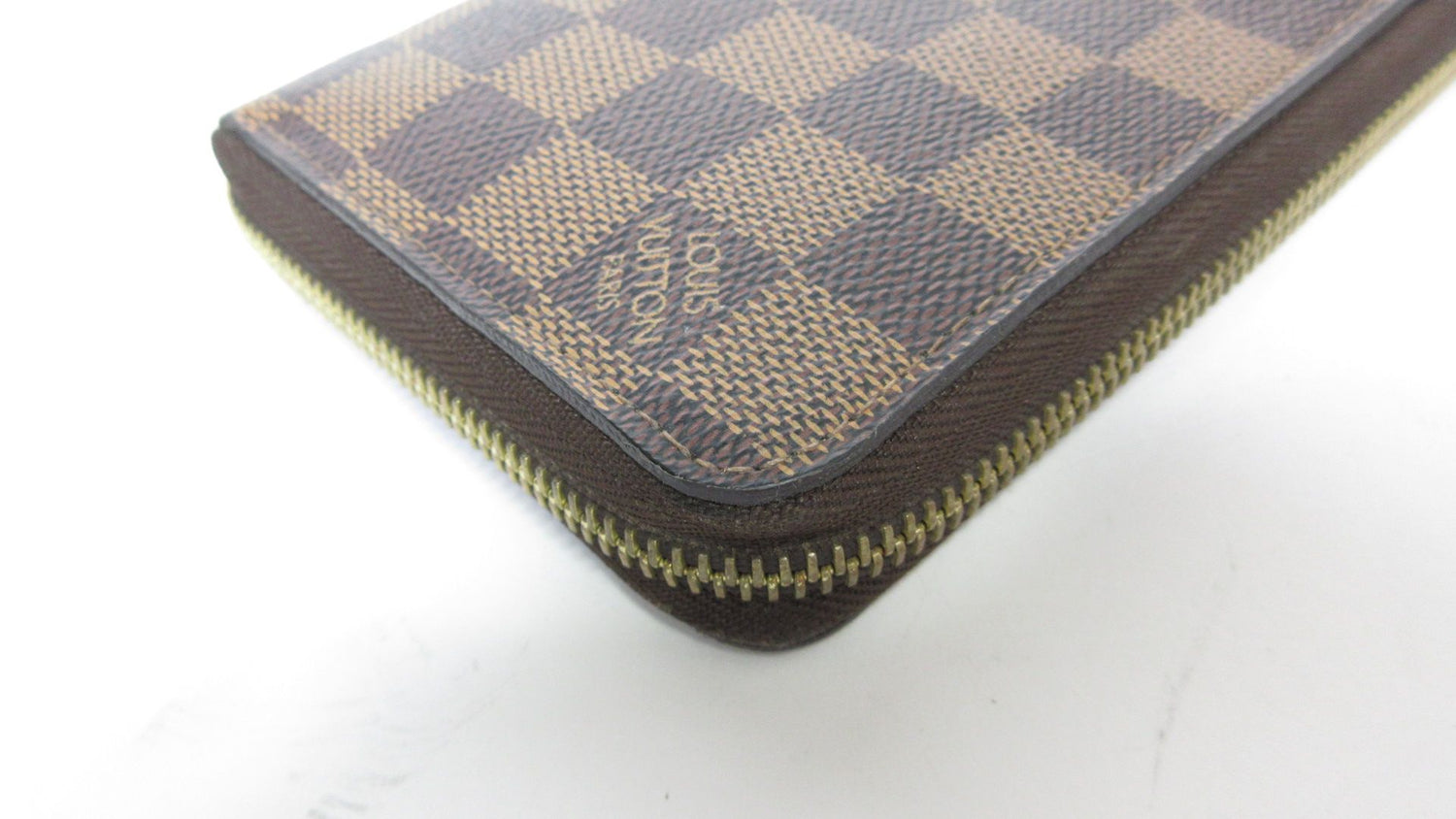 Louis Vuitton Zippy Wallet, Damier Ebene