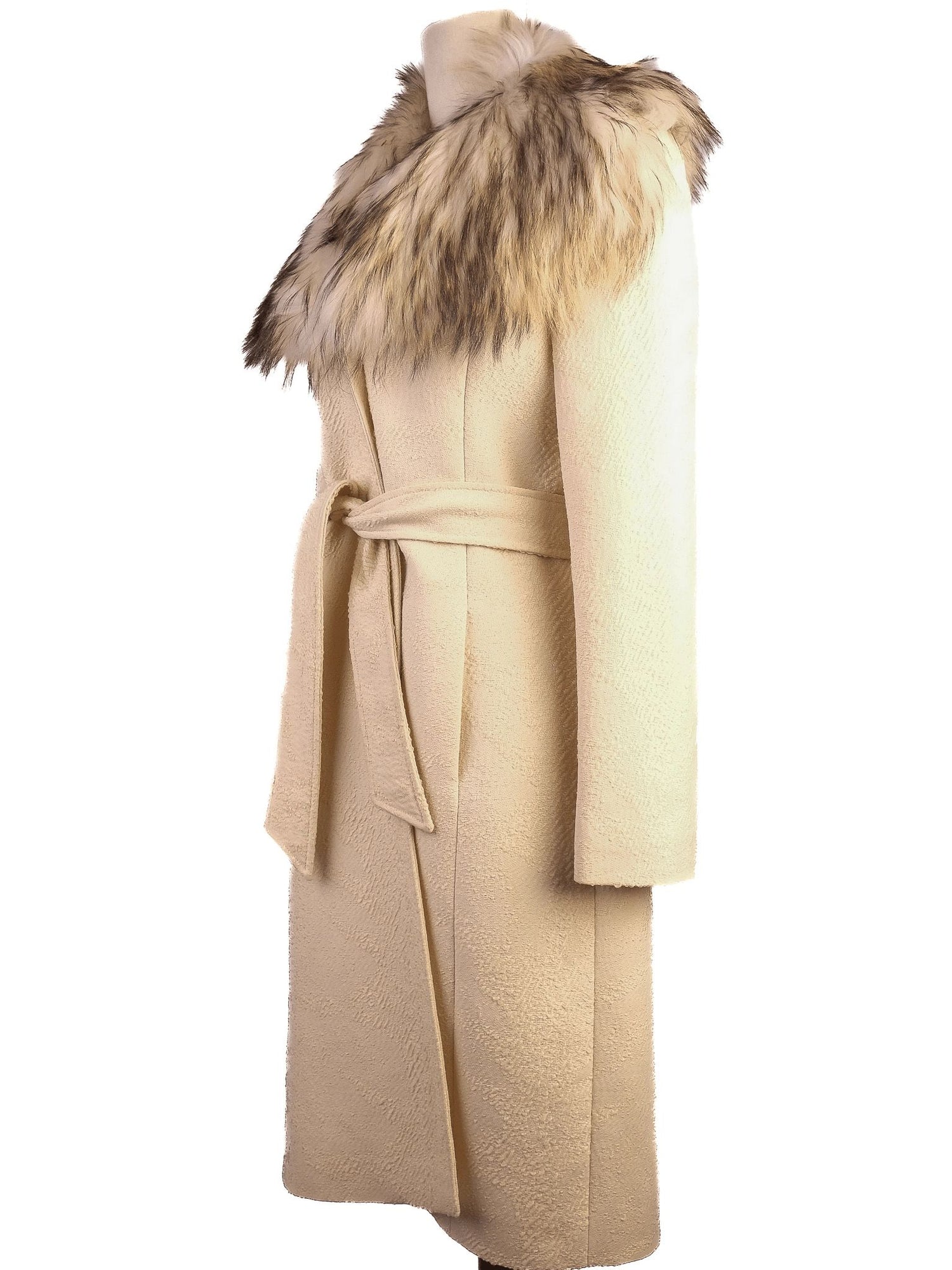 Excellent Valentino White Wool Coat with Fur Collar Size M