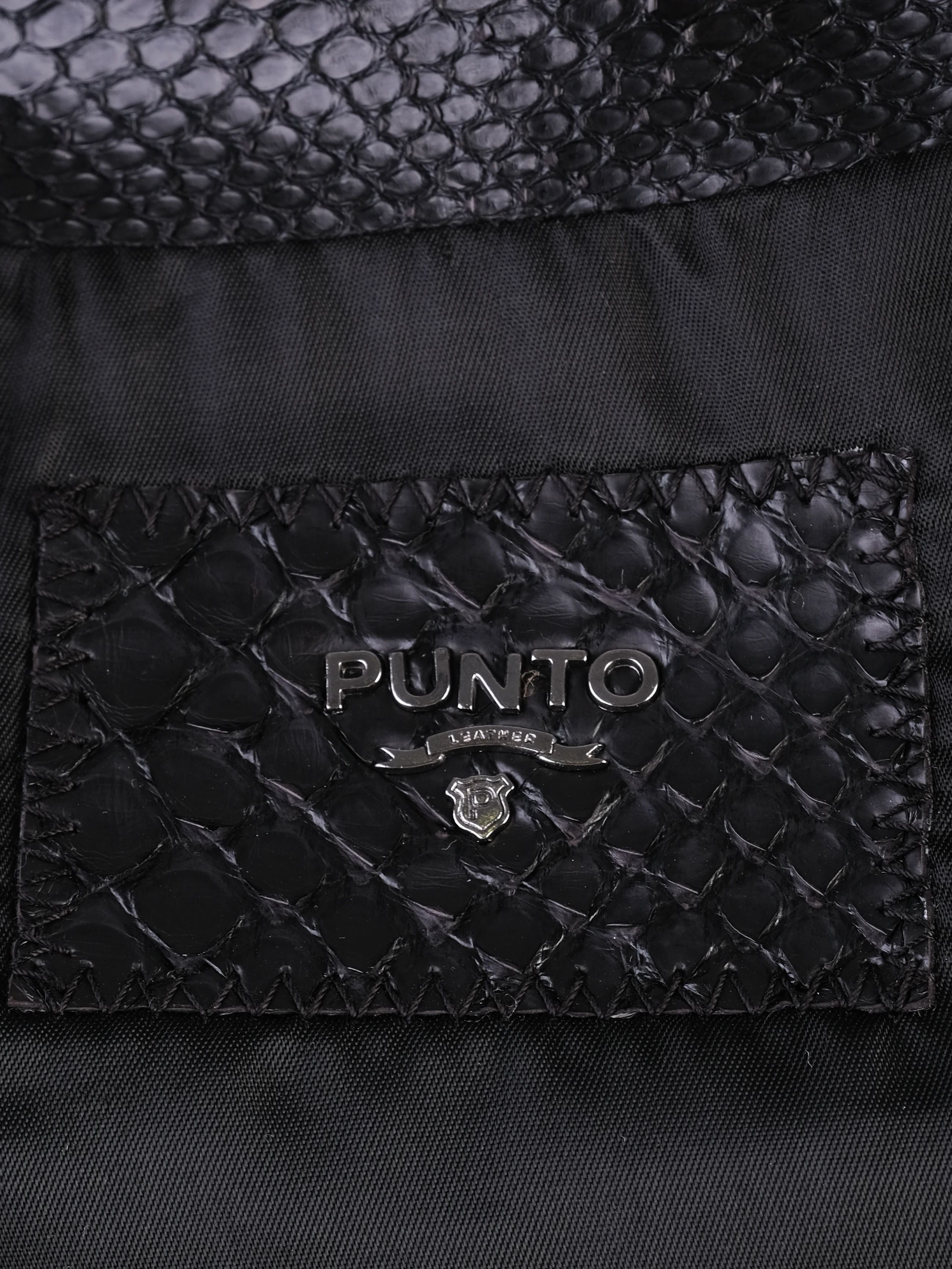 Excellent Punto Black Leather Jacket with Textured Pattern