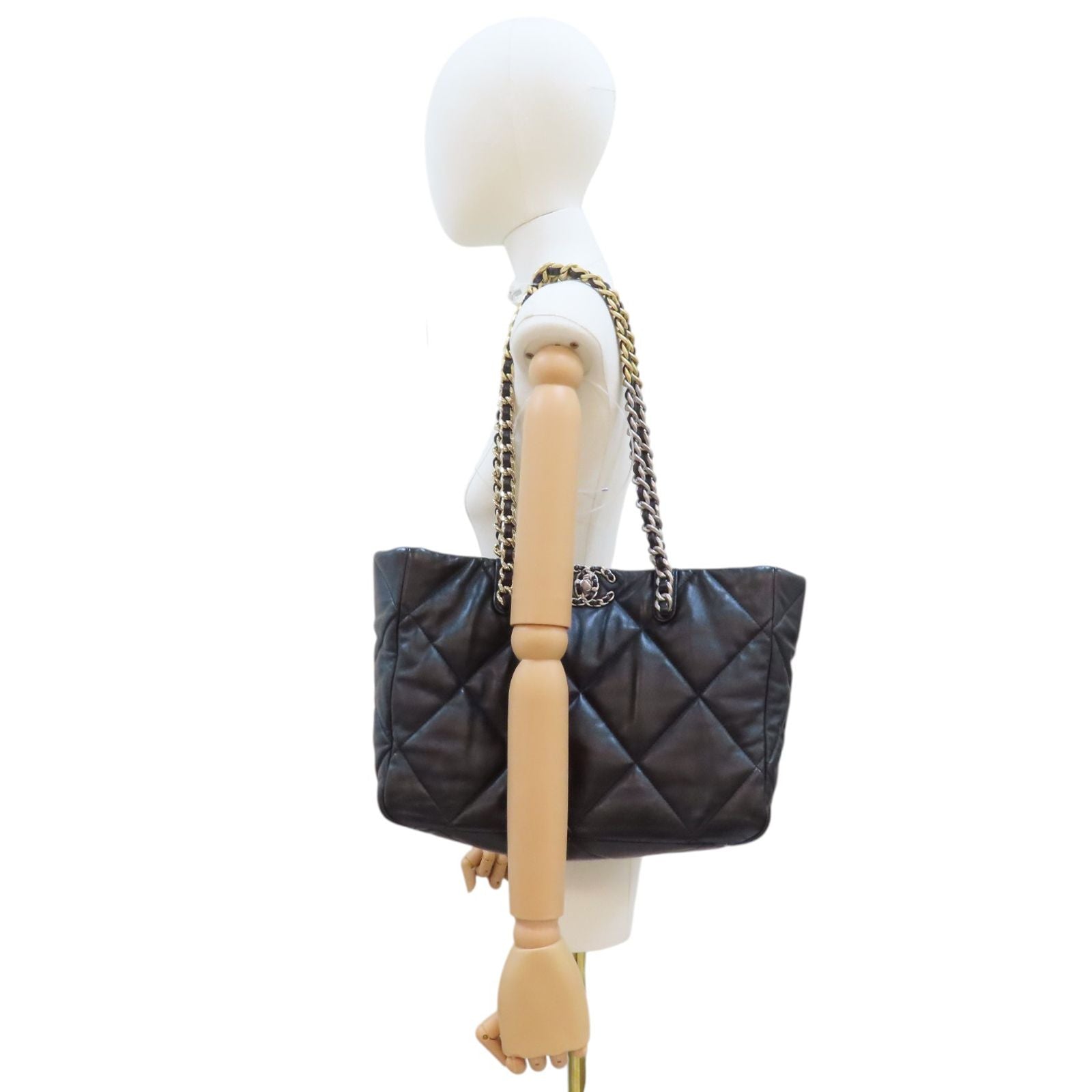 Chanel 19 Shopping Tote Bag Black Quilted Lambskin As 3660