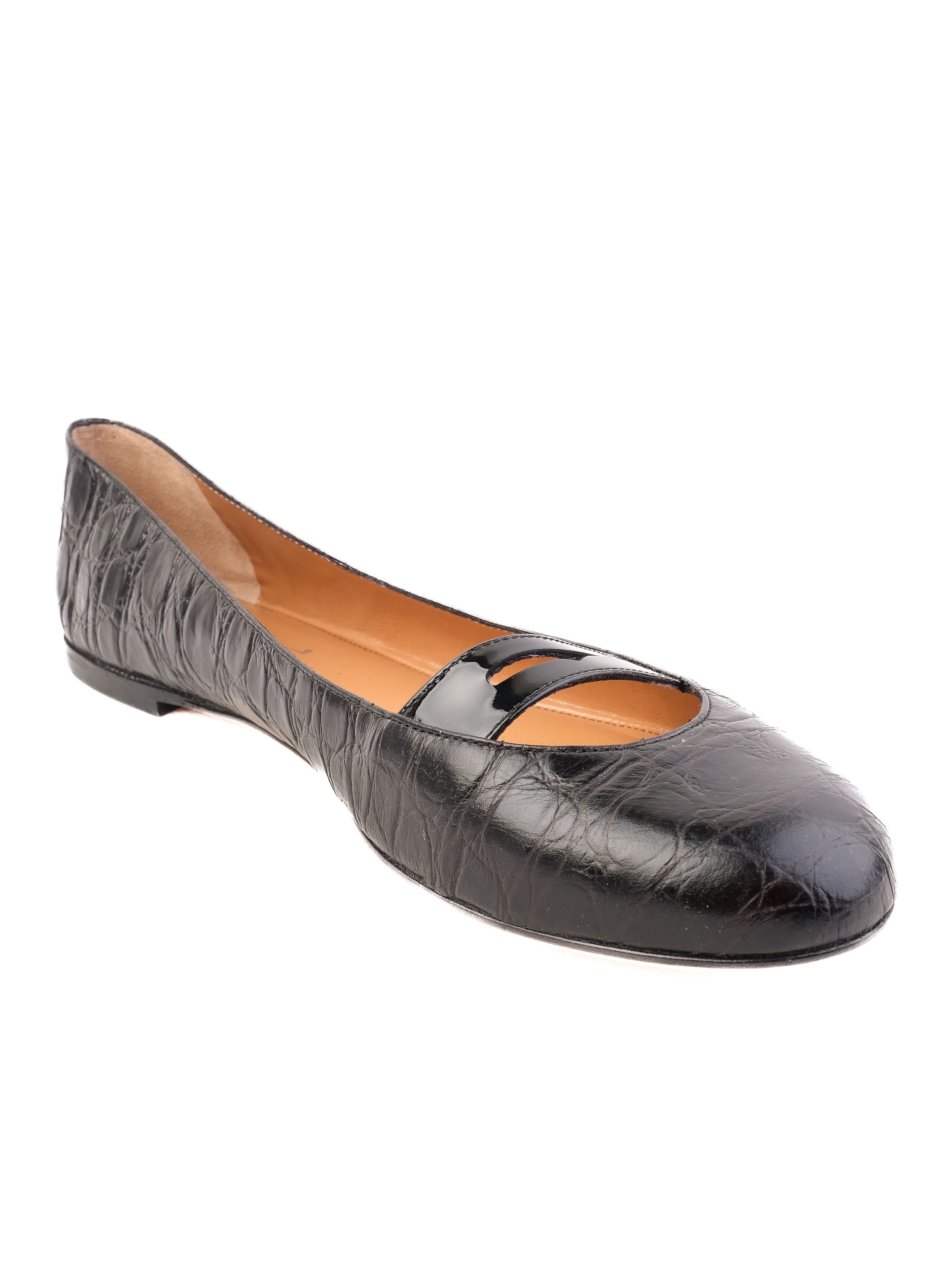 Perfect Vicini Black Leather Ballet Flats with Crocodile Texture