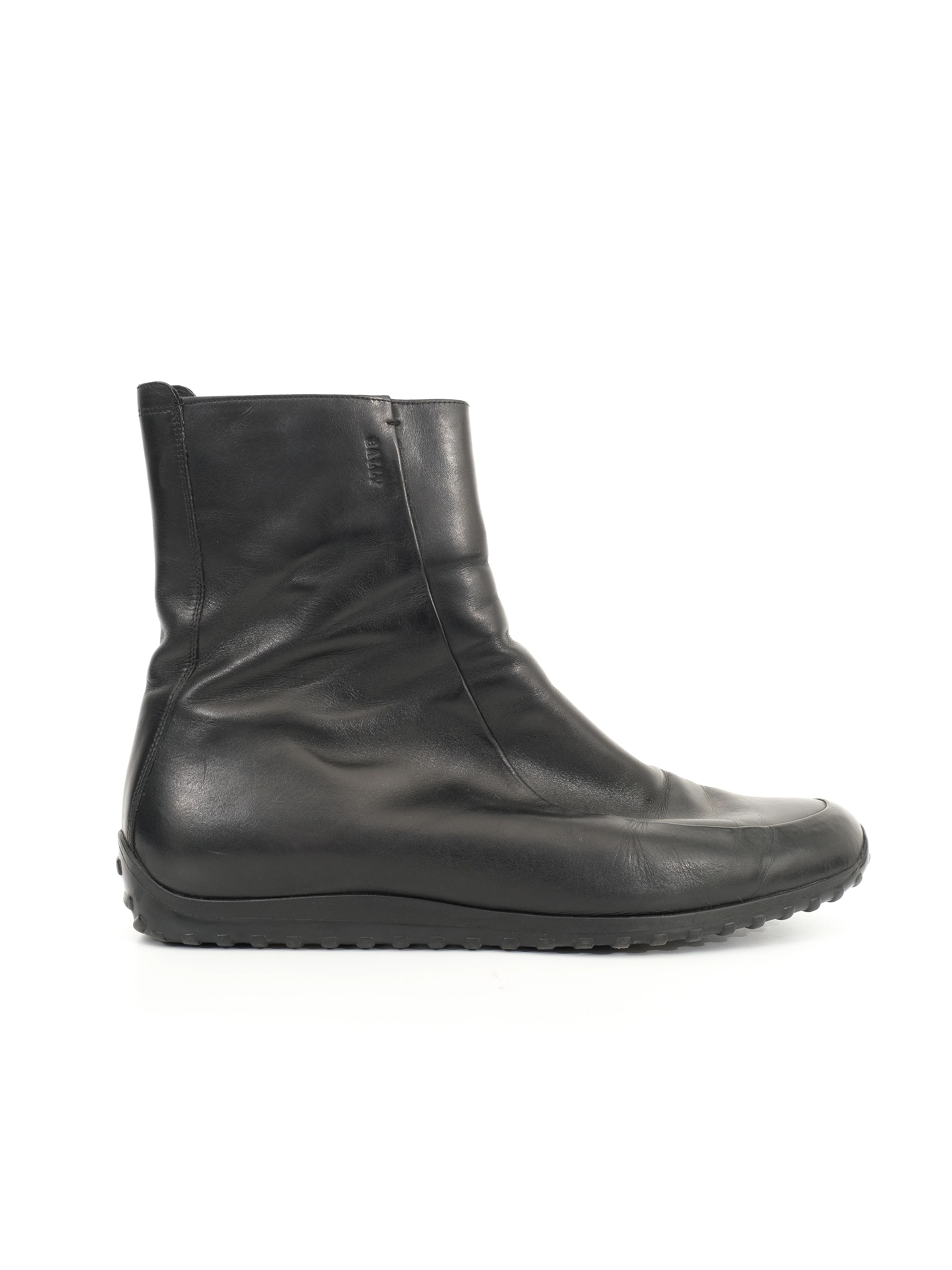 Excellent Bally Black Leather Boots with Side Zipper Size 45