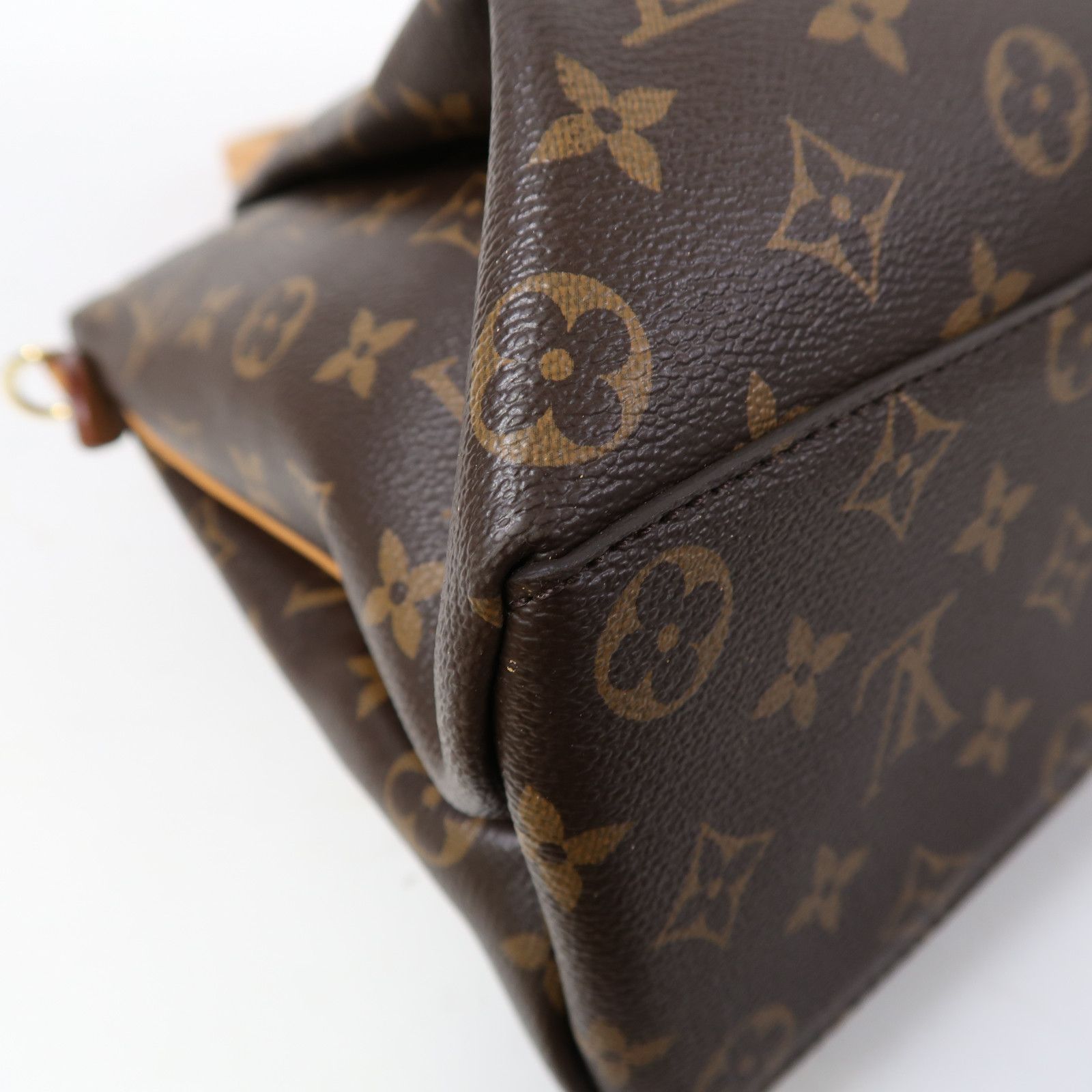 Louis Vuitton Rivoli MM, Monogram