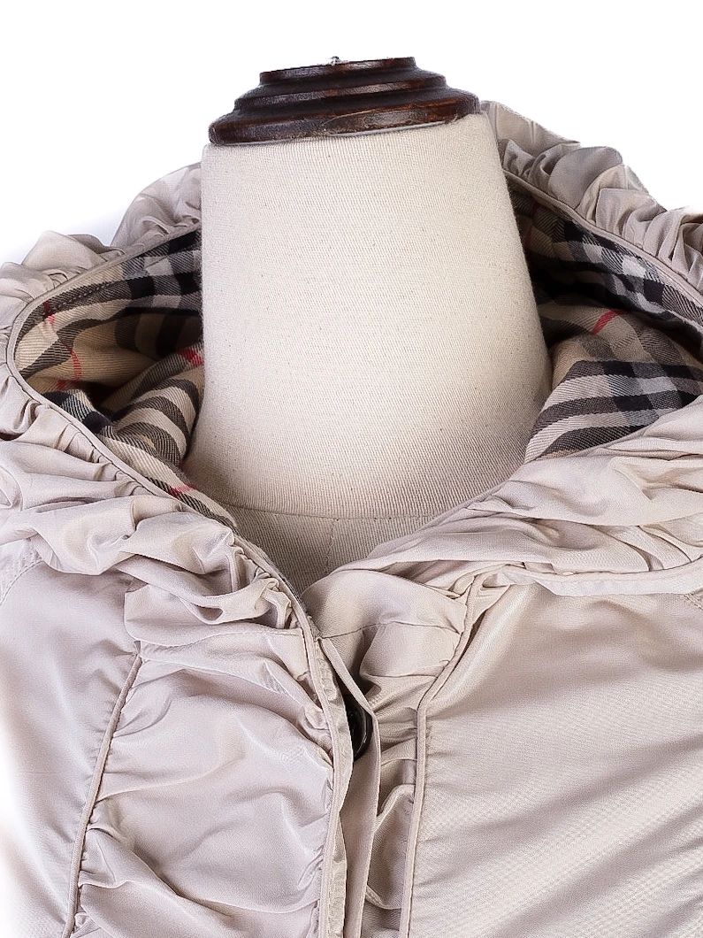 Average Burberry Women&