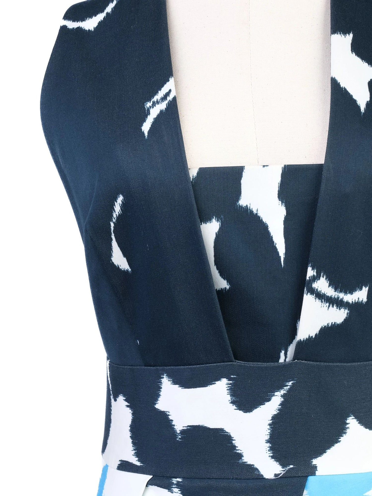 Excellent Milly Sleeveless Floral Dress Deep V Neckline Size N/A