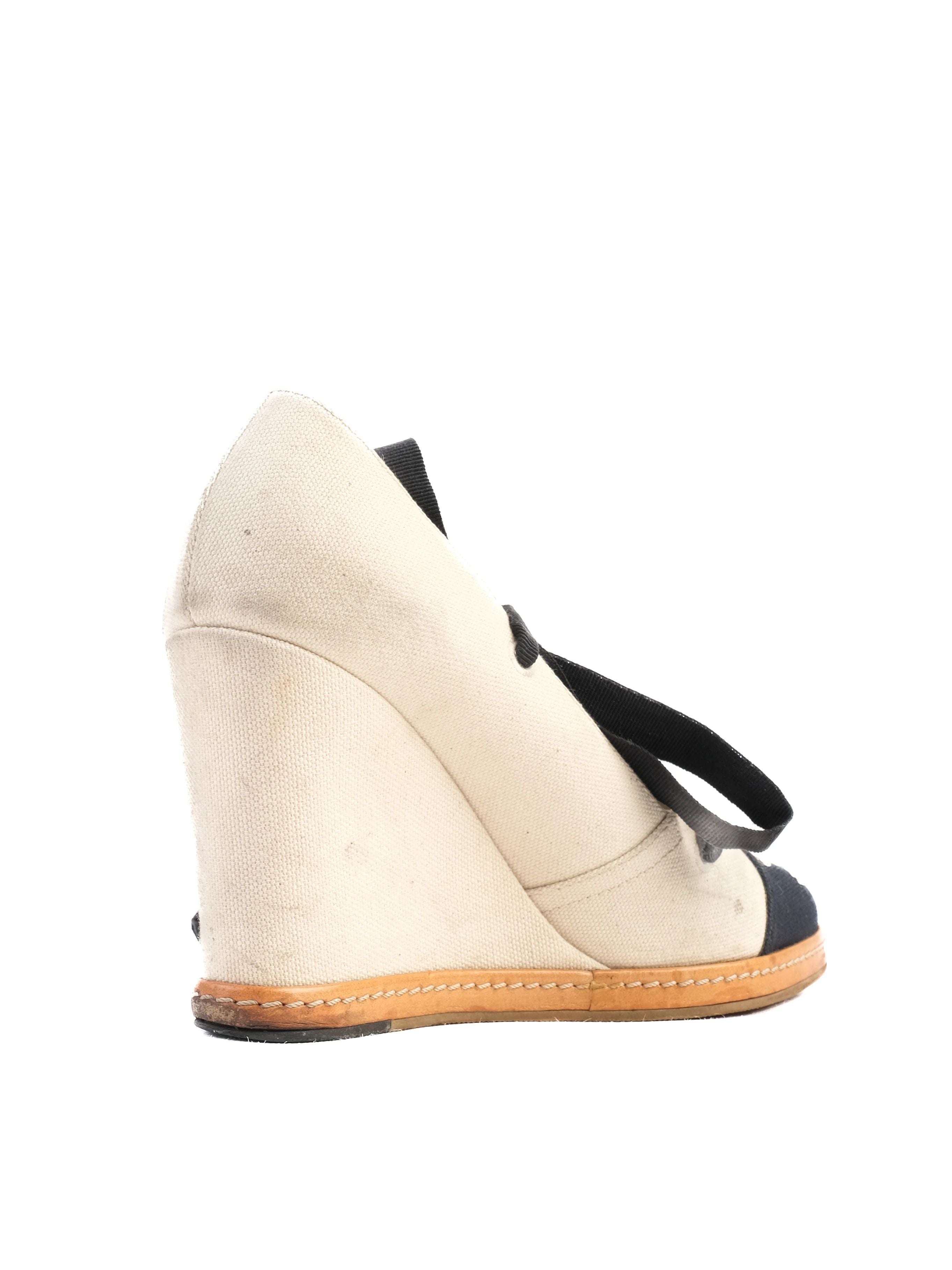 Good Chanel Gray Wedge Heel Shoes Size 38.5 with Gold Detailing