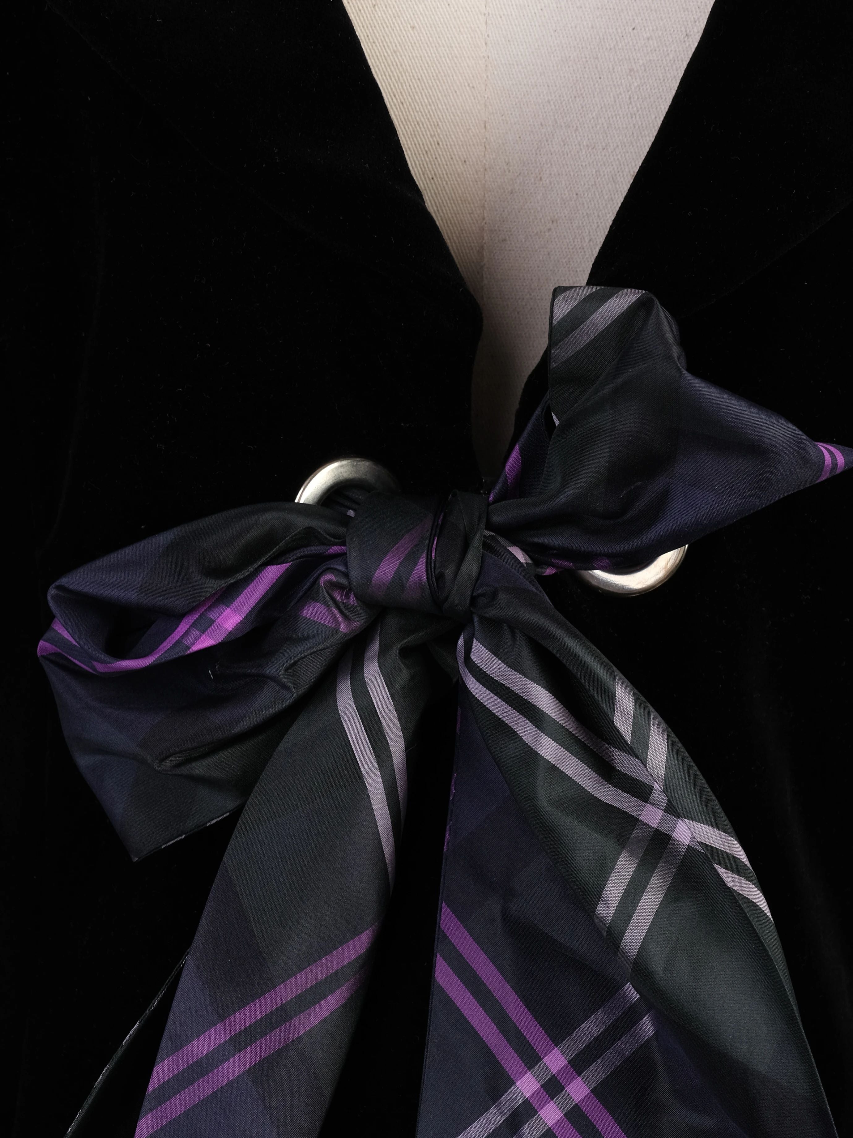 Excellent Escada Black Viscose Jacket Size S with Plaid Bow Detail