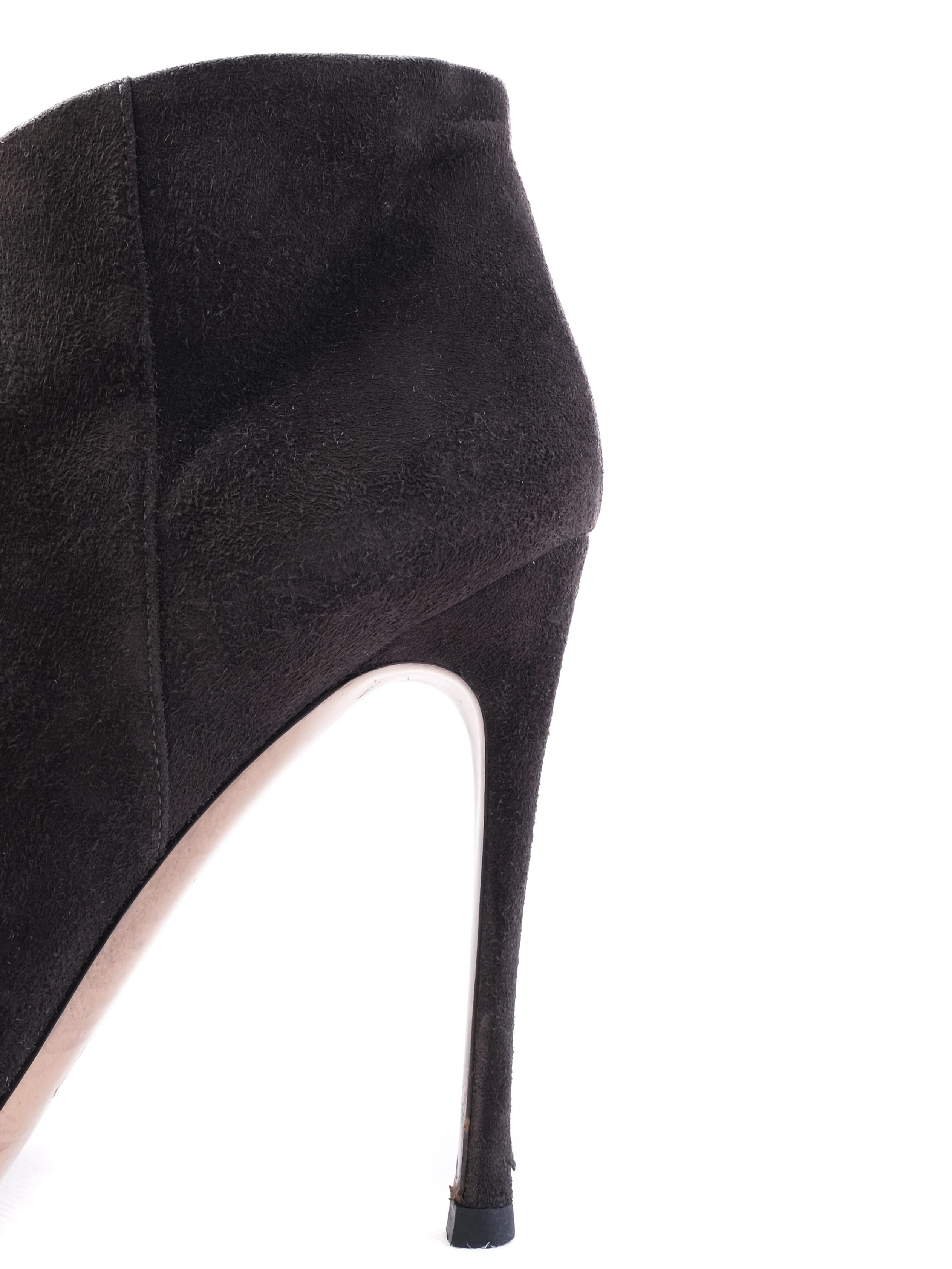 GIANVITO ROSSI Black Leather High-Heeled Ankle Boot Size 38 Excellent