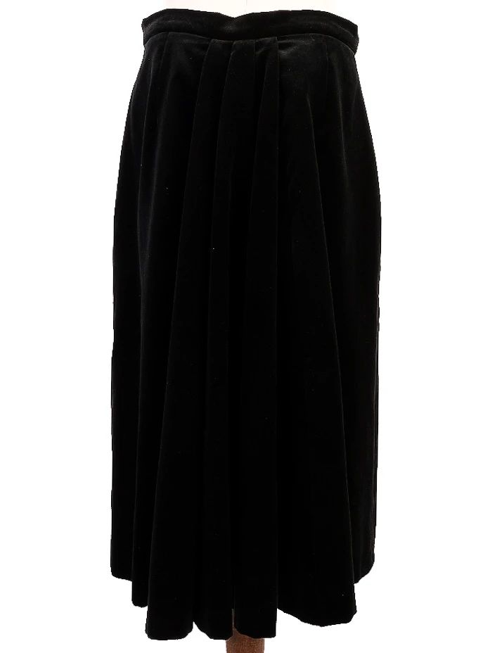 Escada Black Velvet Long Skirt Pleated Size L Excellent Condition