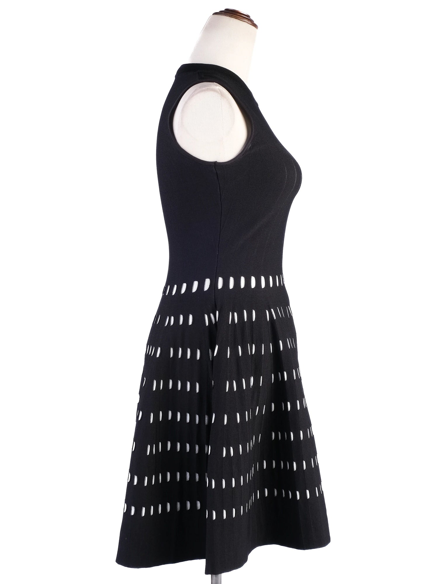 Excellent Alexander McQueen Black Sleeveless Dress Size M