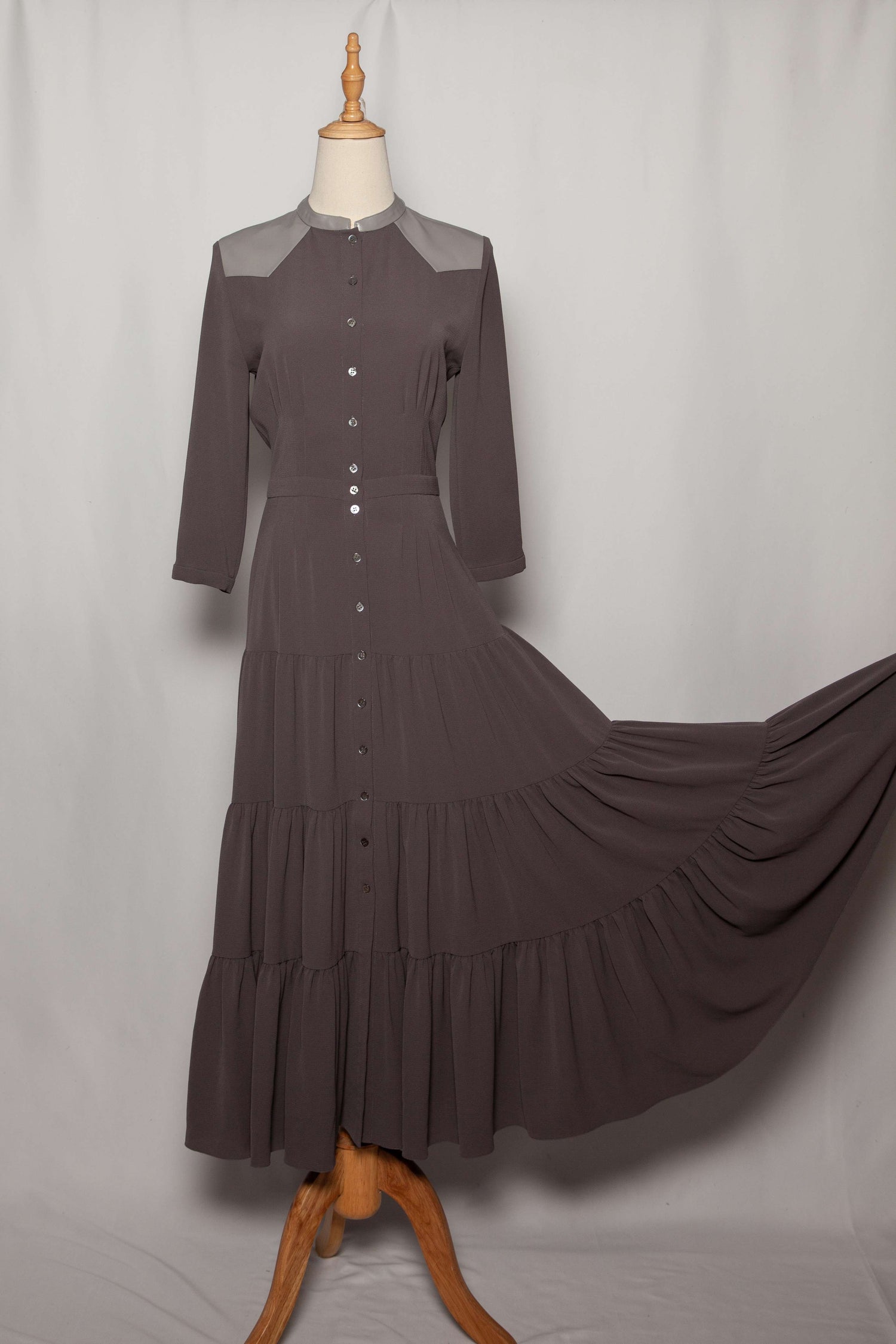 Like Yana Gray Viscose Dress Excellent Condition Size S