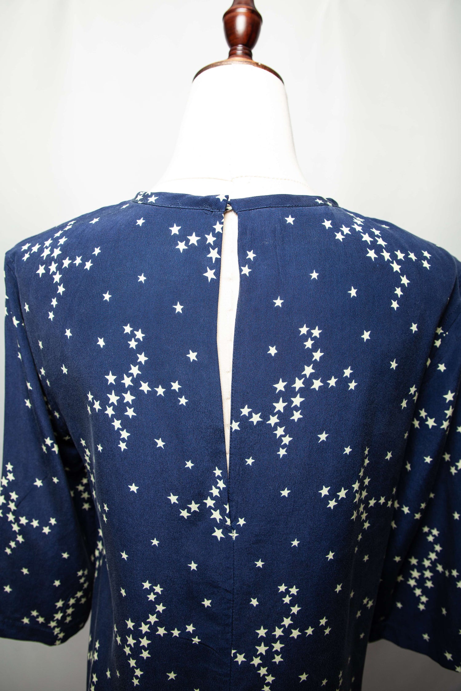 Good Condition Equipment Blue Silk Dress Size S with Star Pattern