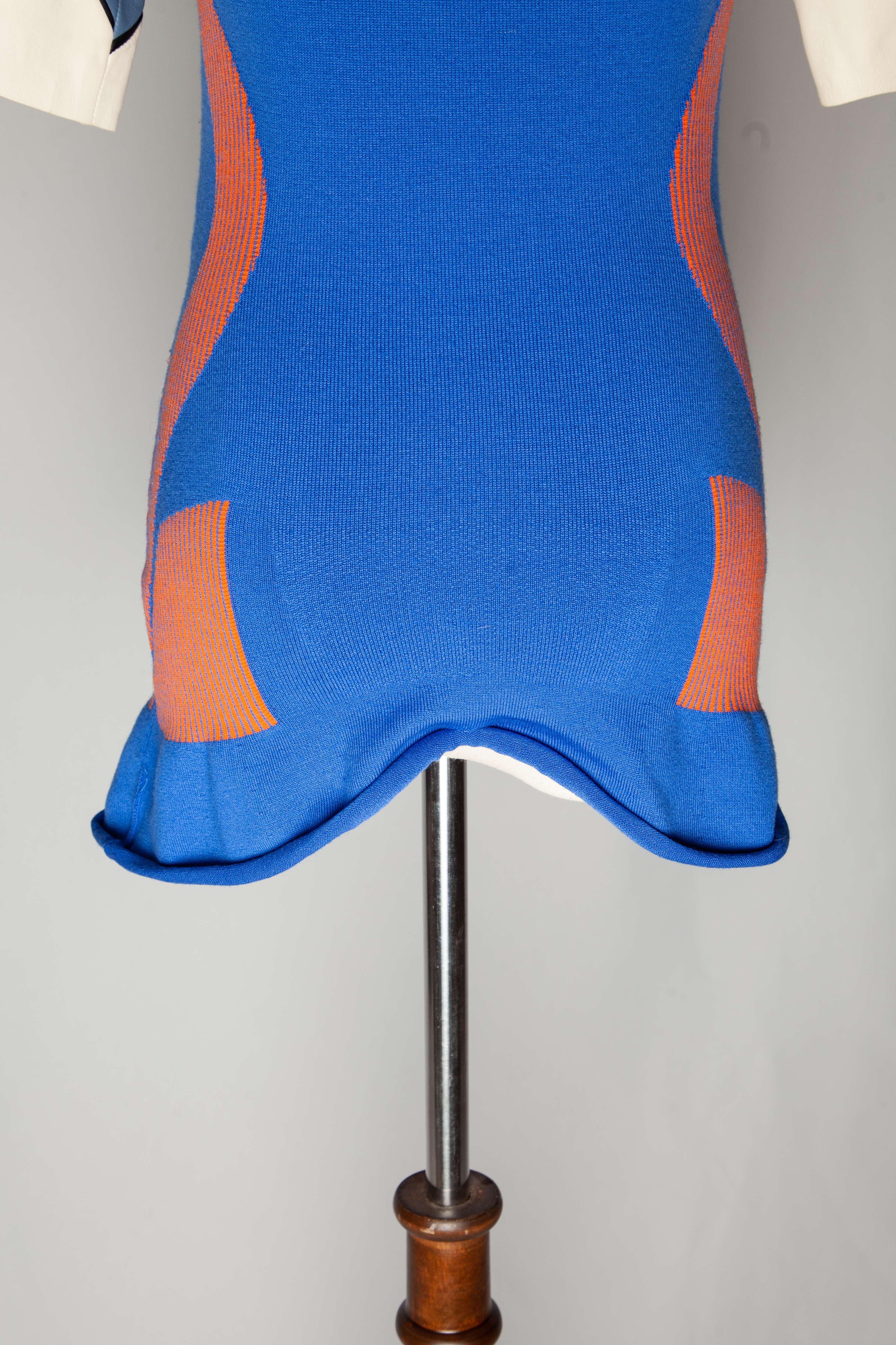 Excellent Louis Vuitton Blue Angora Wool Top with Abstract Patterns