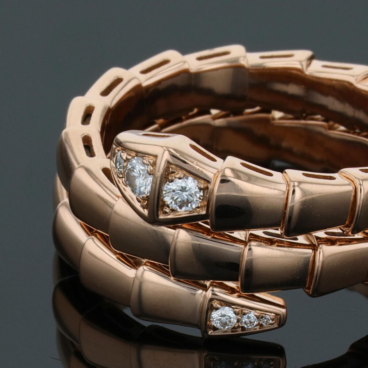 Bulgari Serpenti Viper diamonds and gold ring