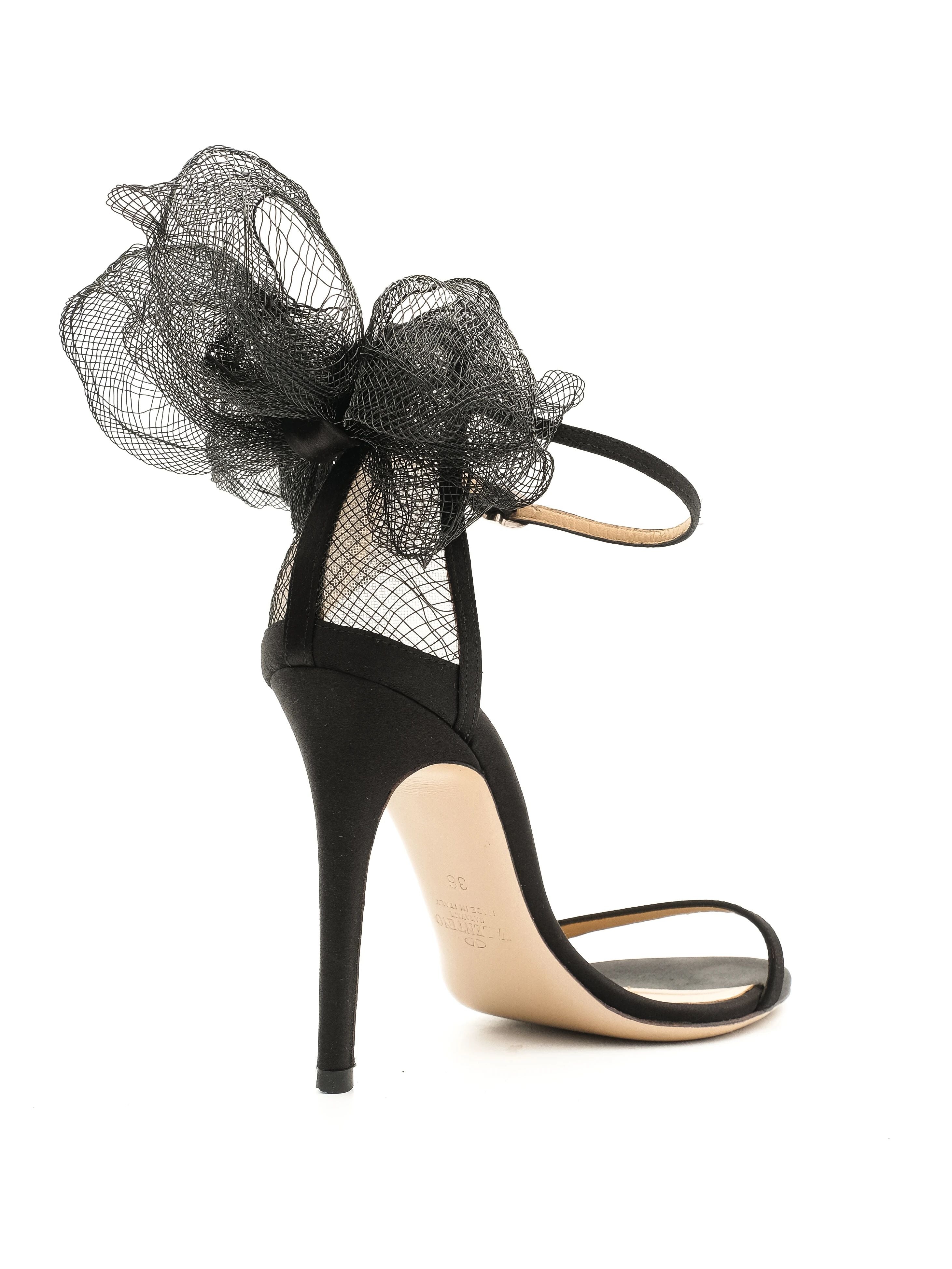 Excellent Valentino Black High-Heeled Sandals Size 36 with Bow