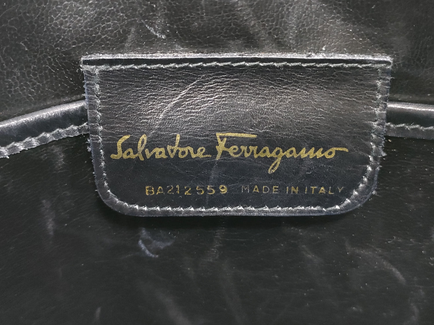 Salvatore Ferragamo Vara Leather Shoulder Bag