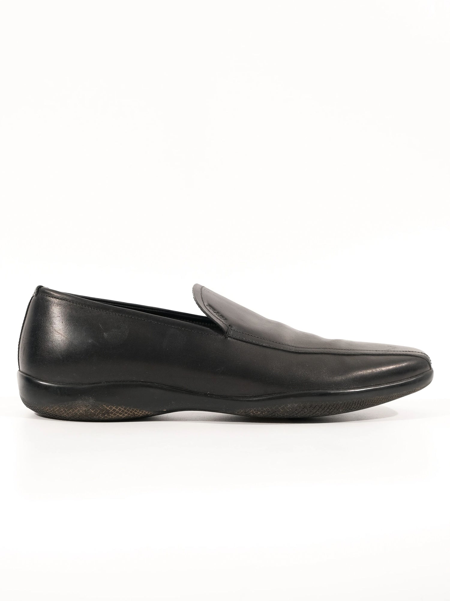 Excellent Prada Black Leather Slip-On Shoes Size 41 for Men