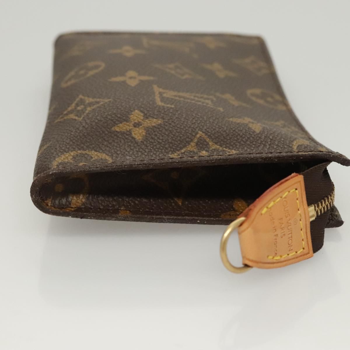 Louis Vuitton Bucket Pouch PM, Monogram