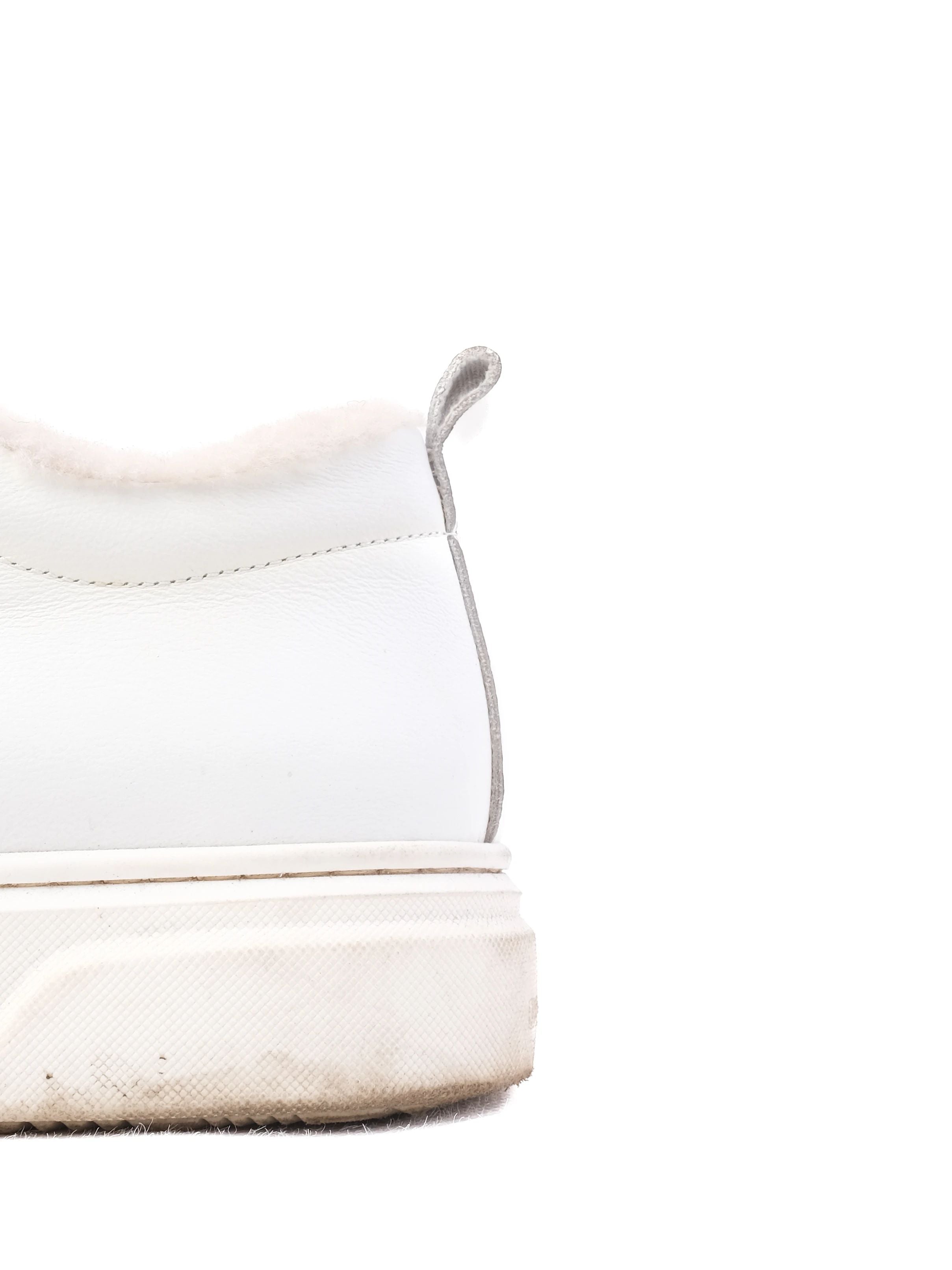 Good Dsquared2 White Leather Sneakers Size 37 with Fur Lining