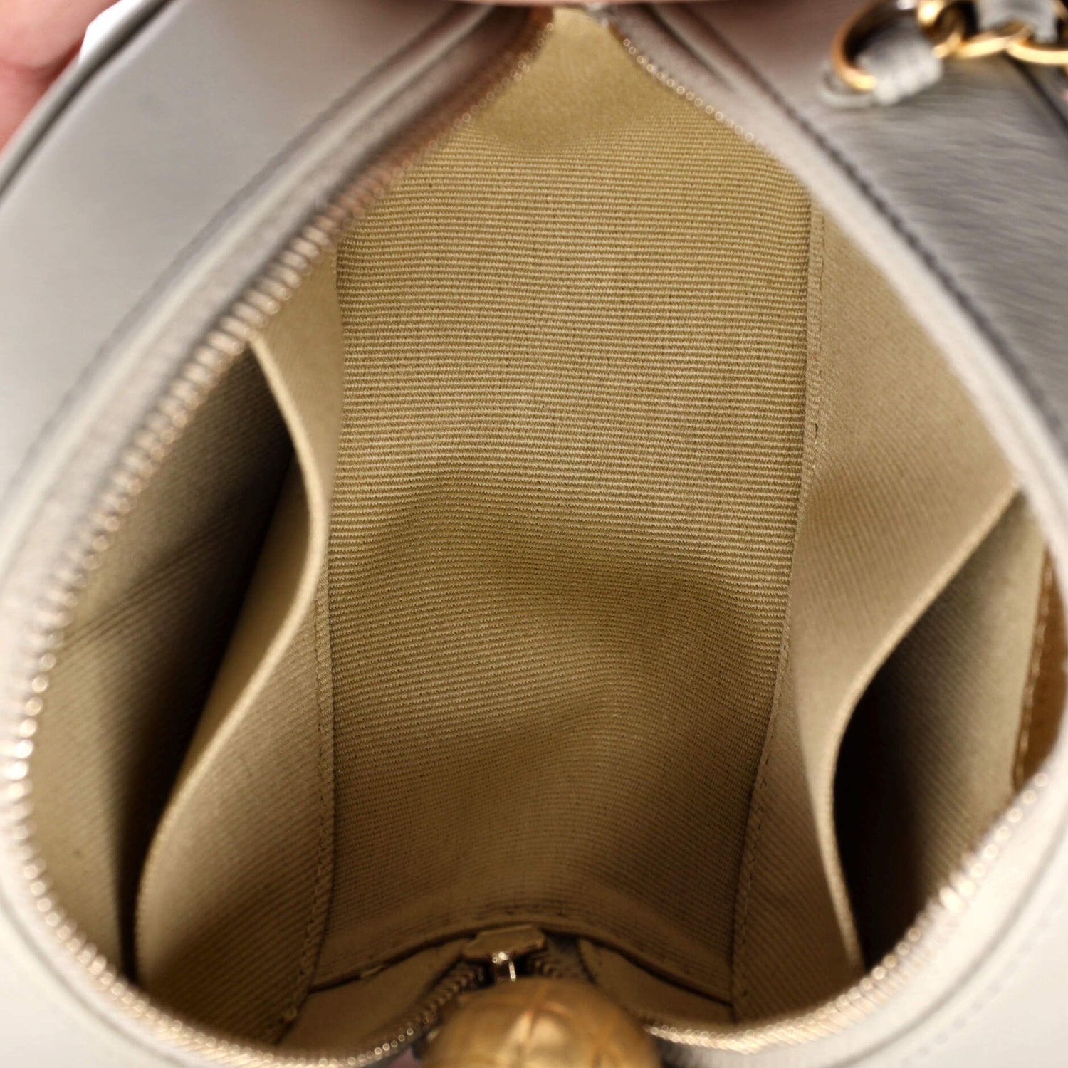 Chanel Pearl Crush Round Clutch With Chain Quilted Lambskin