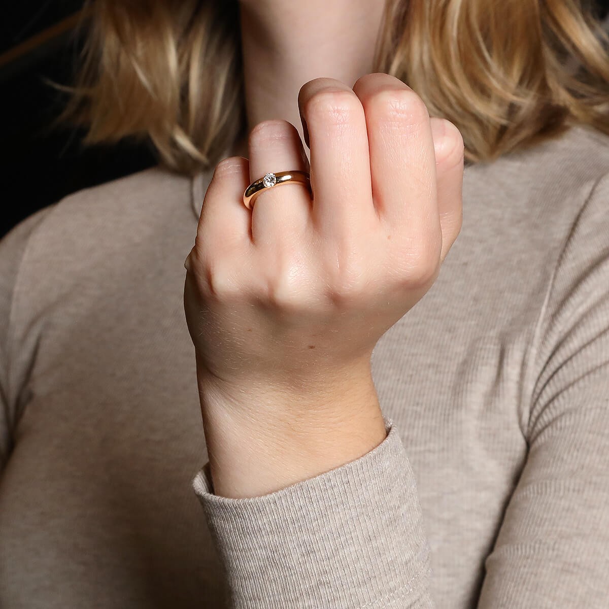 Cartier Ellipse diamond and gold ring