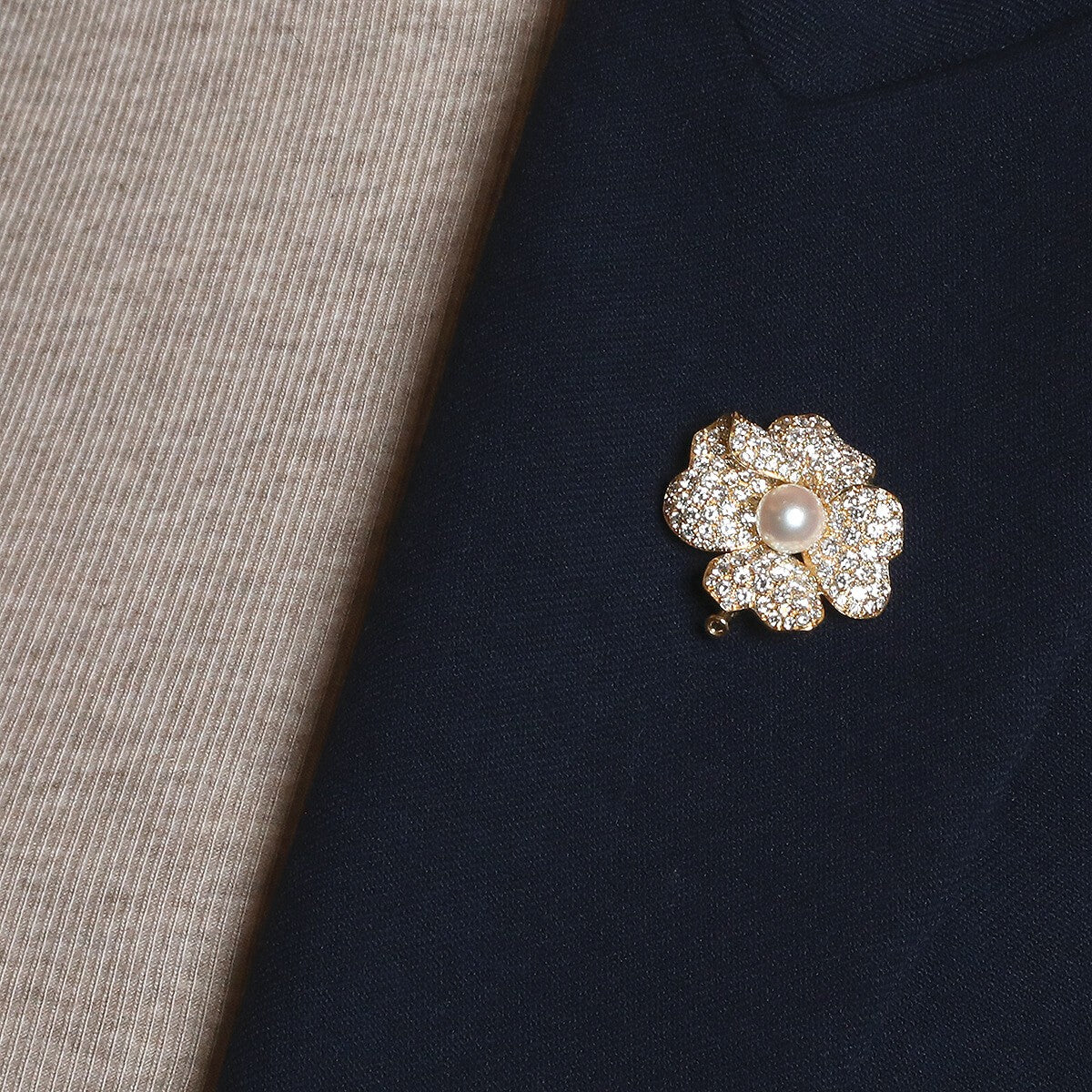 Cartier Pa•va cultured pearl, diamonds and gold brooch