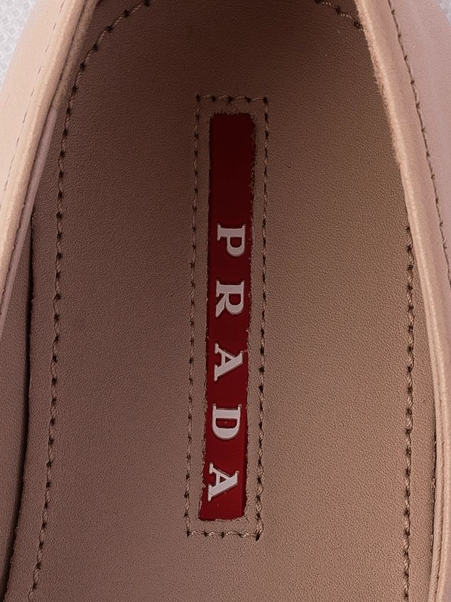 Perfect Prada Mary Jane Style Shoes White Leather Size 31 for Kids