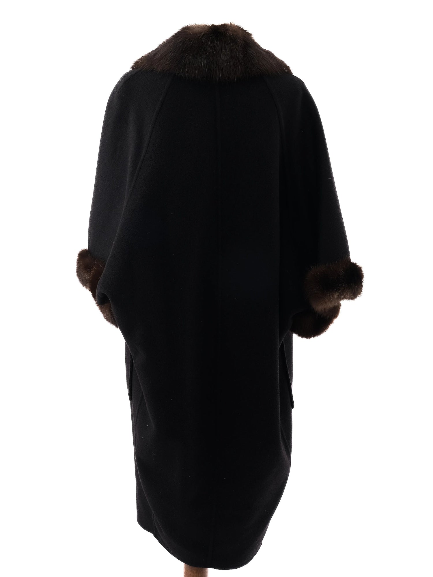 Perfect Loro Piana Black Cashmere Wool Coat with Fur Collar Size M