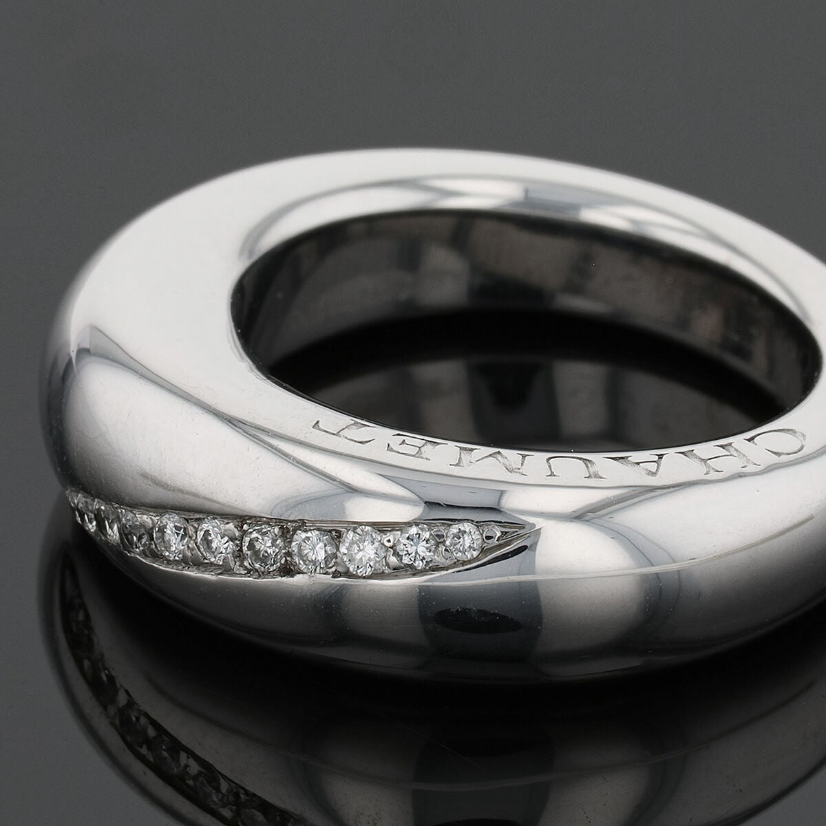 Chaumet Anneau gold and diamonds ring
