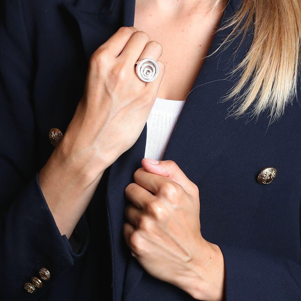 Chopard Happy Spirit diamonds and gold ring