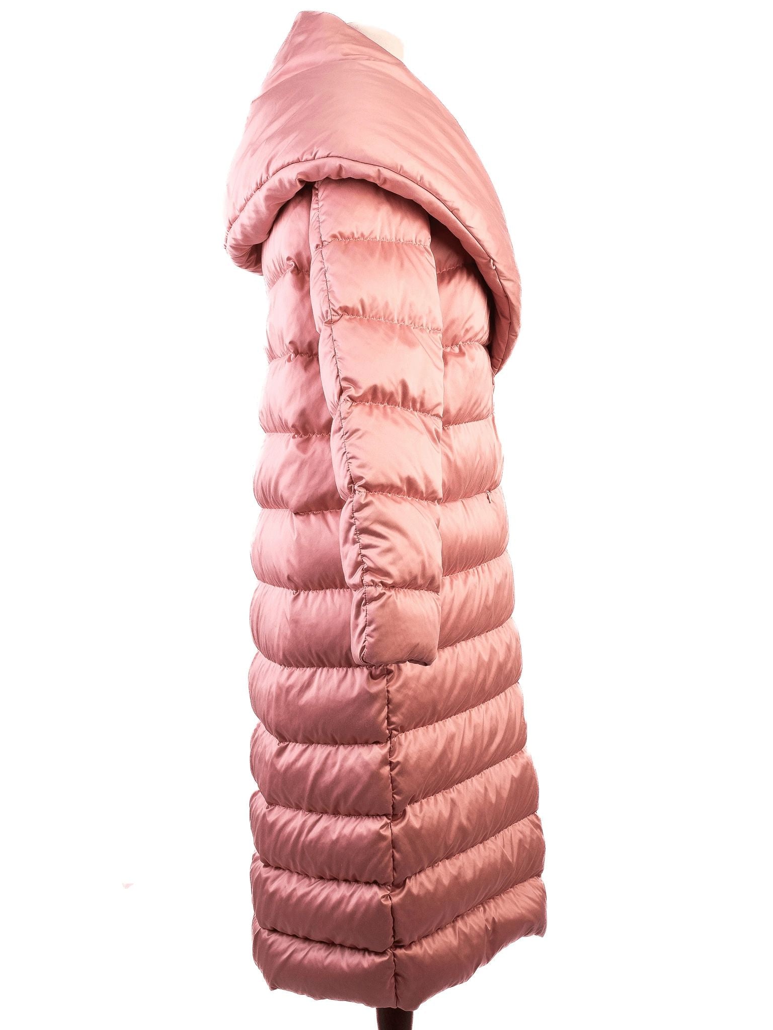 Average Herno Pink Quilted Puffer Coat Size M Women&